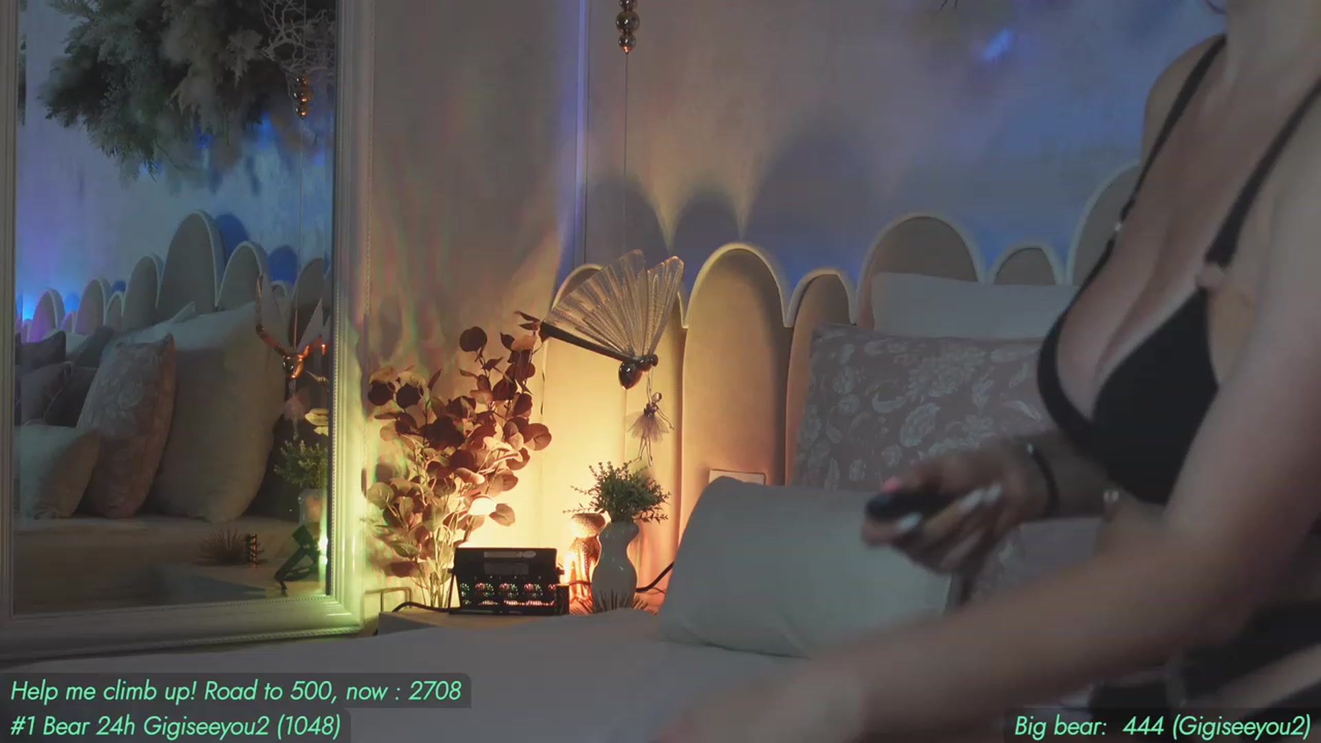 Gallery image thumbnail from AnnieKarrera1's myfreecams stream on, 09/20/2023, 06:24 image 18 of 20