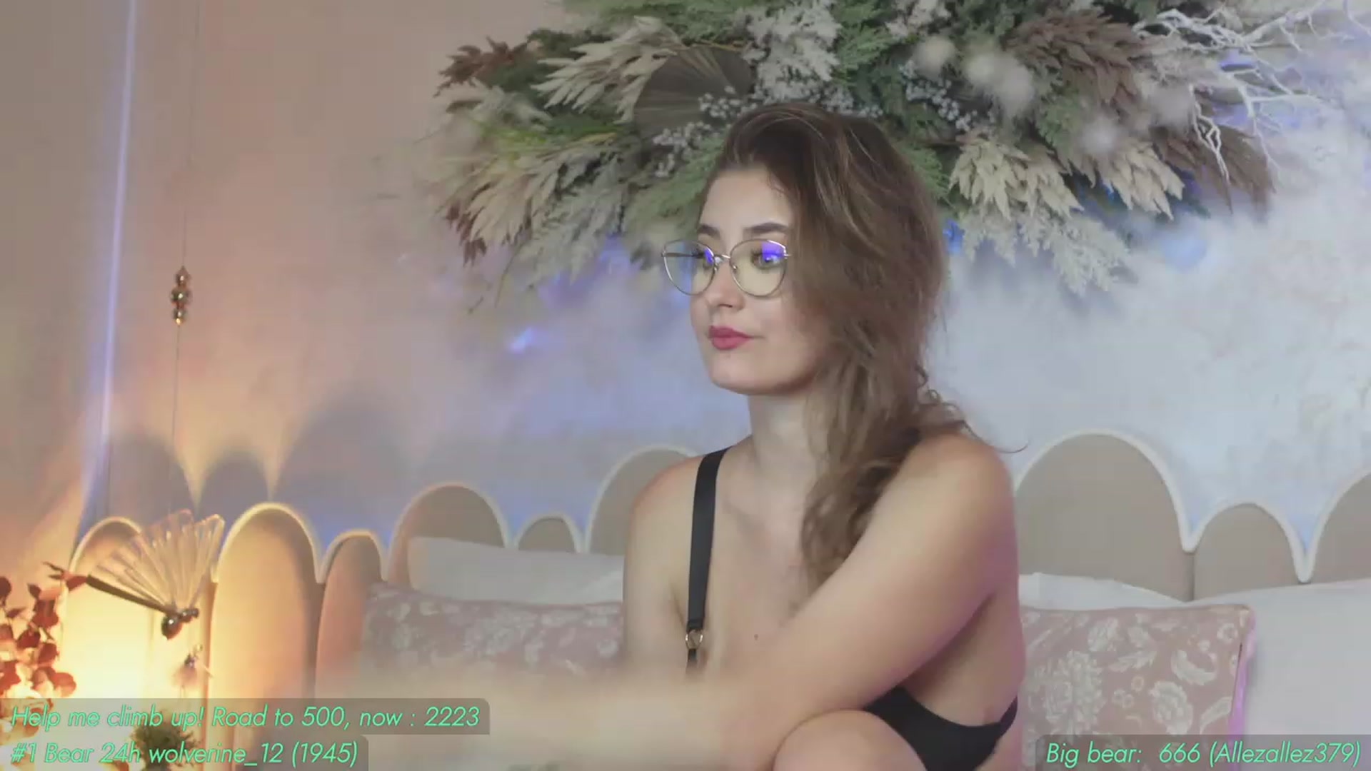 Gallery image thumbnail from AnnieKarrera1's myfreecams stream on, 09/20/2023, 11:21 image 1 of 20