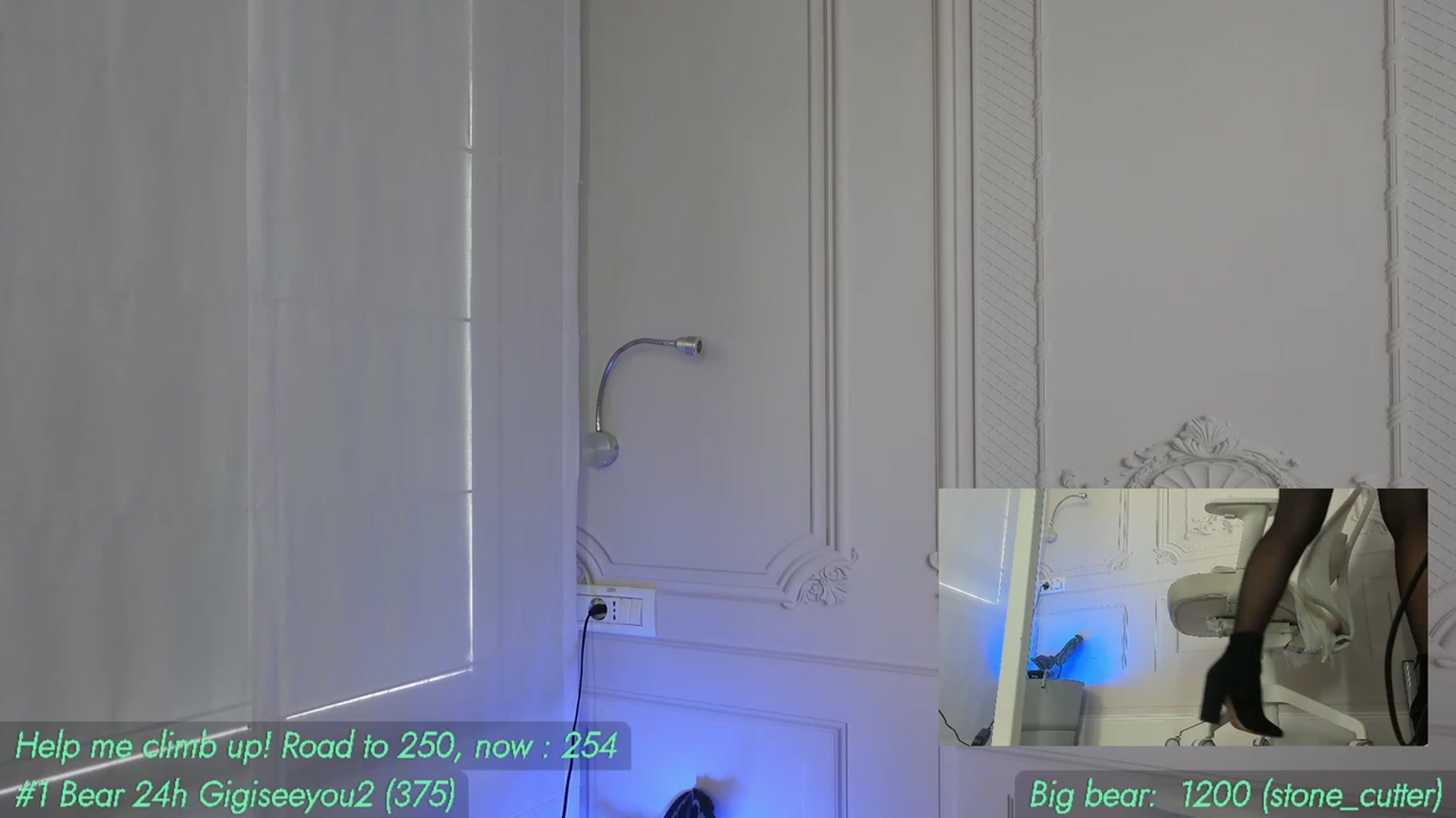 Gallery image thumbnail from AnnieKarrera1's myfreecams stream on, 10/08/2023, 09:42 image 10 of 20