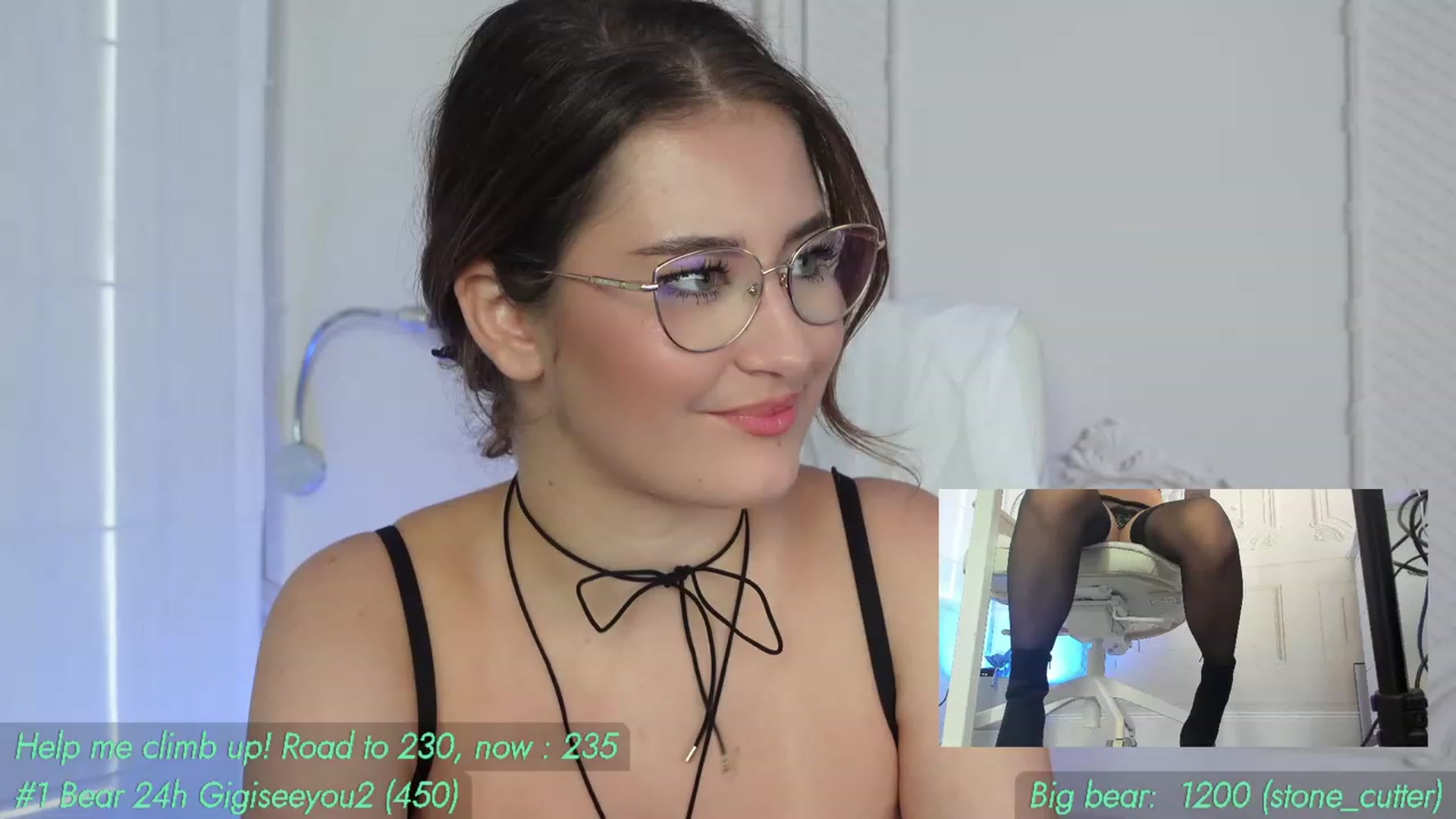 Gallery image thumbnail from AnnieKarrera1's myfreecams stream on, 10/08/2023, 11:49 image 4 of 20
