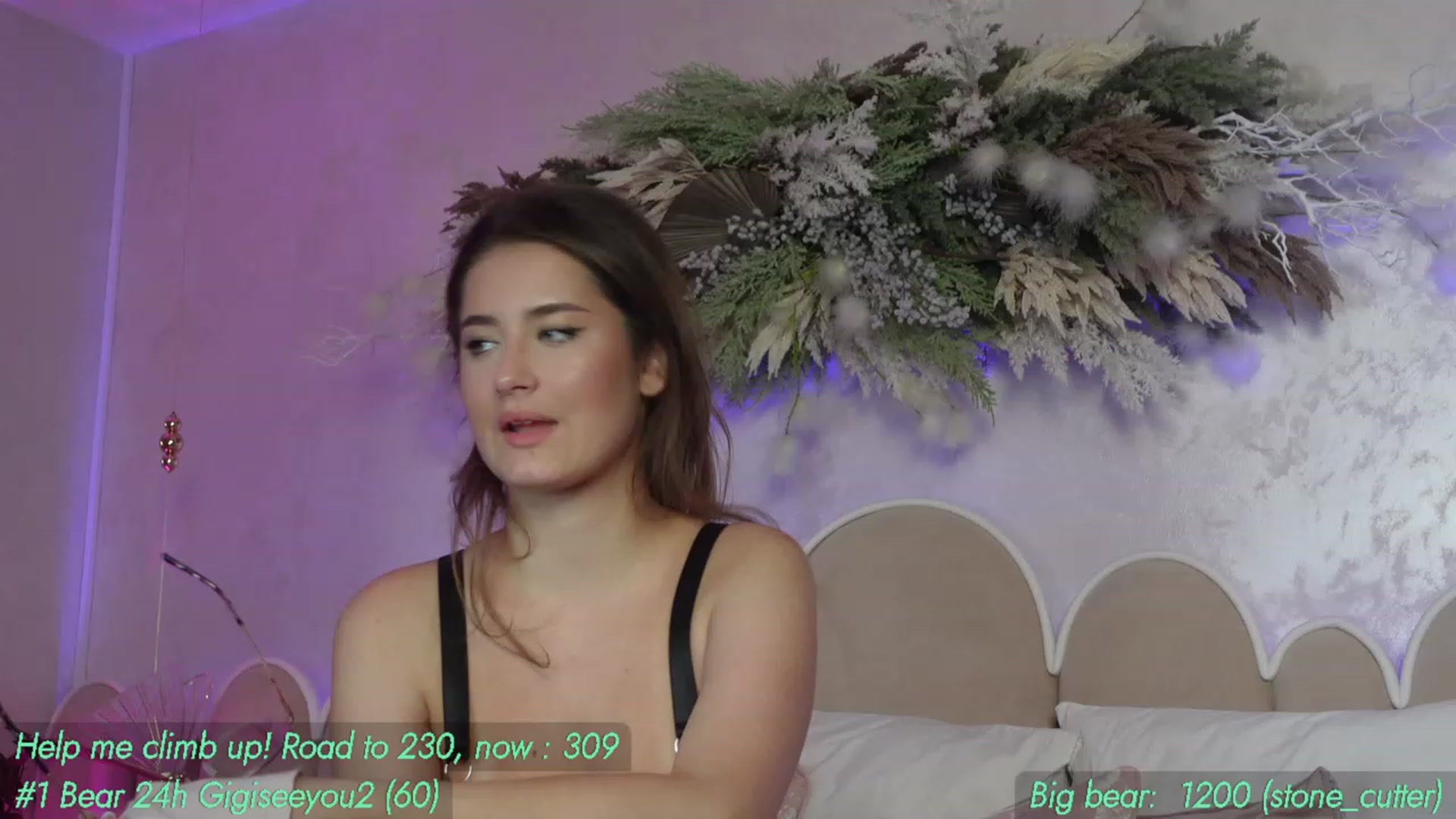Gallery image thumbnail from AnnieKarrera1's myfreecams stream on, 10/14/2023, 07:41 image 9 of 20