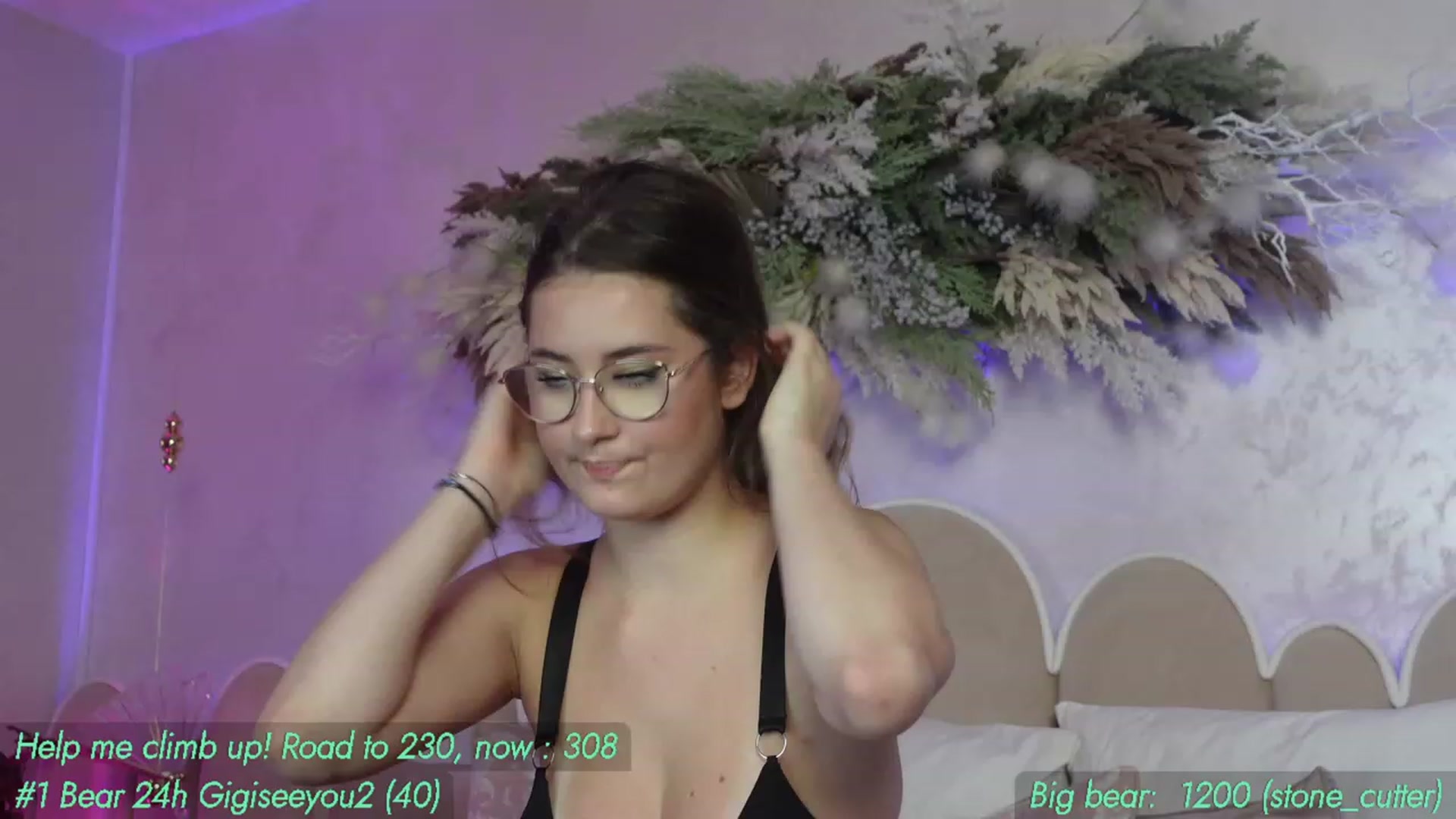 Gallery image thumbnail from AnnieKarrera1's myfreecams stream on, 10/14/2023, 07:41 image 8 of 20