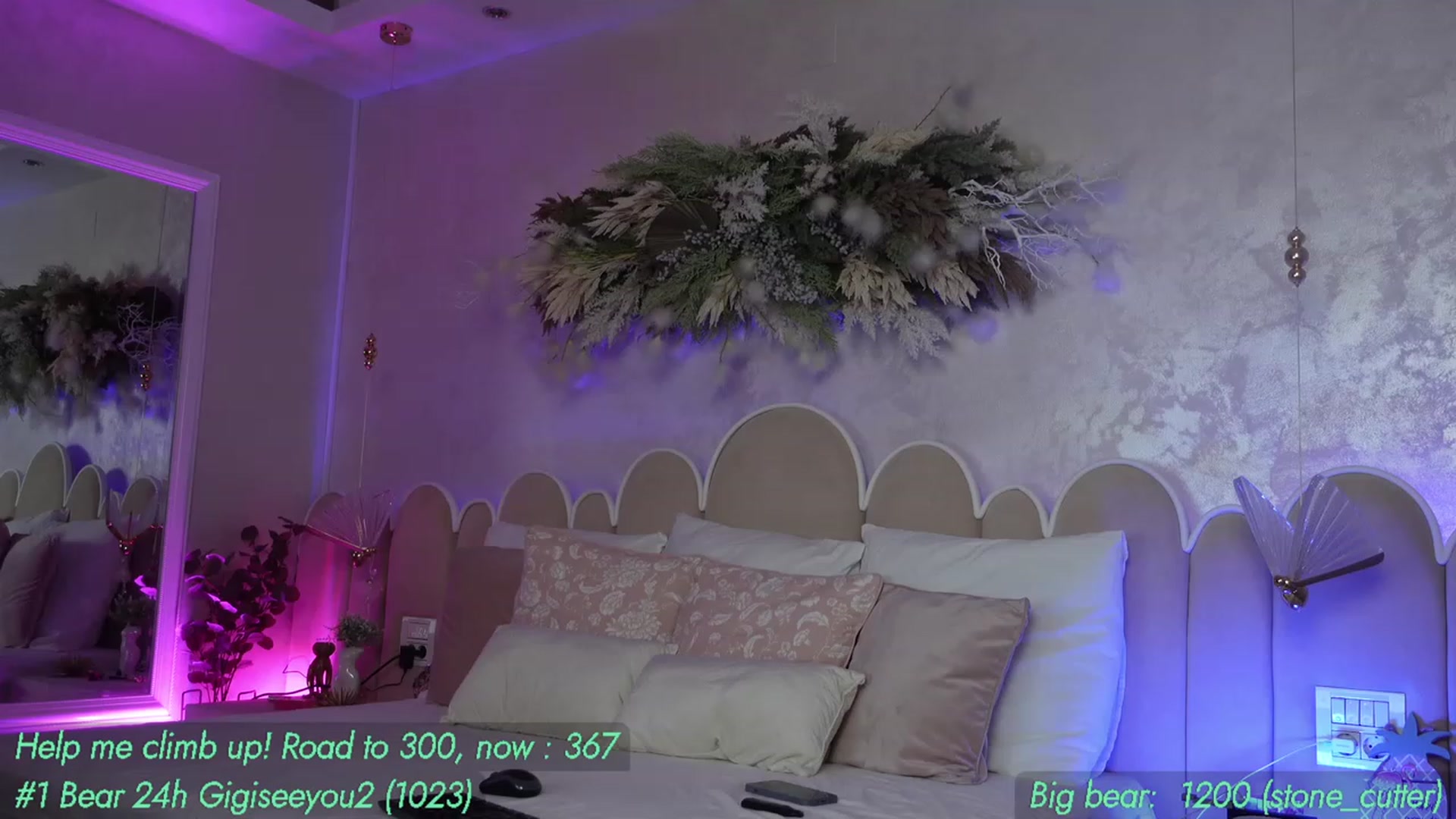 Gallery image thumbnail from AnnieKarrera1's myfreecams stream on, 10/19/2023, 08:21 image 4 of 20
