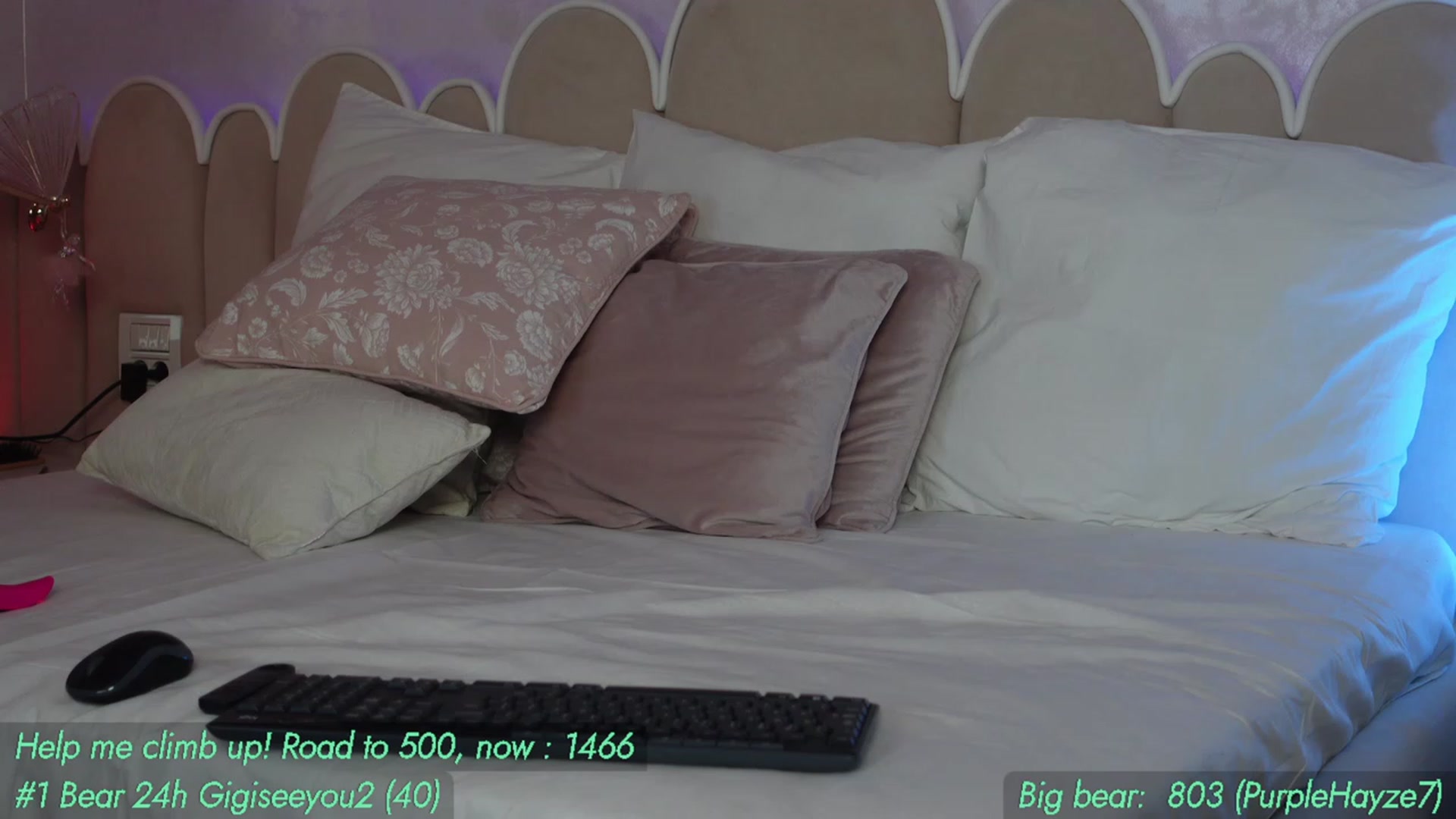Gallery image thumbnail from AnnieKarrera1's myfreecams stream on, 11/05/2023, 08:23 image 17 of 20