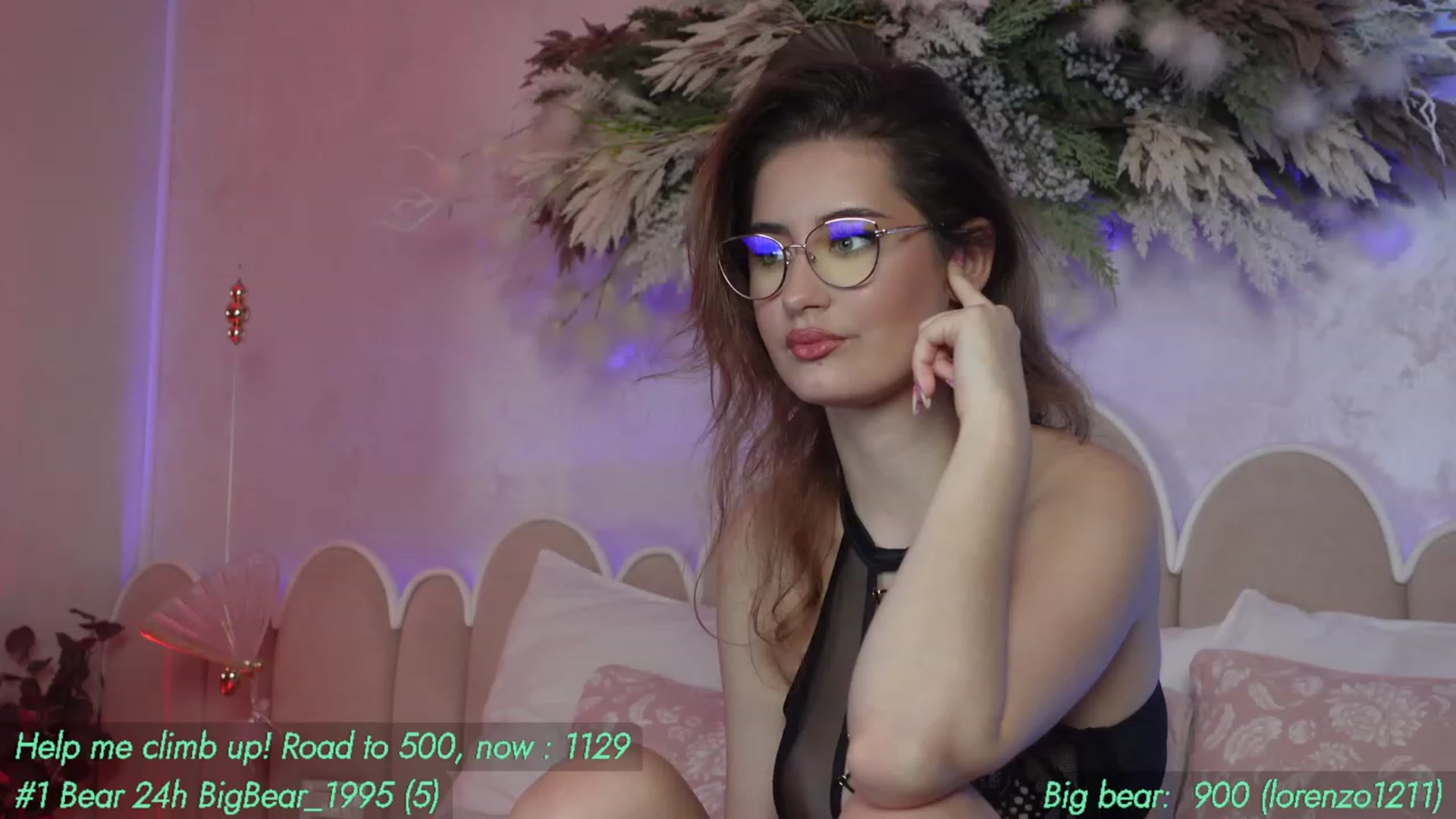 Gallery image thumbnail from AnnieKarrera1's myfreecams stream on, 11/09/2023, 06:30 image 15 of 20