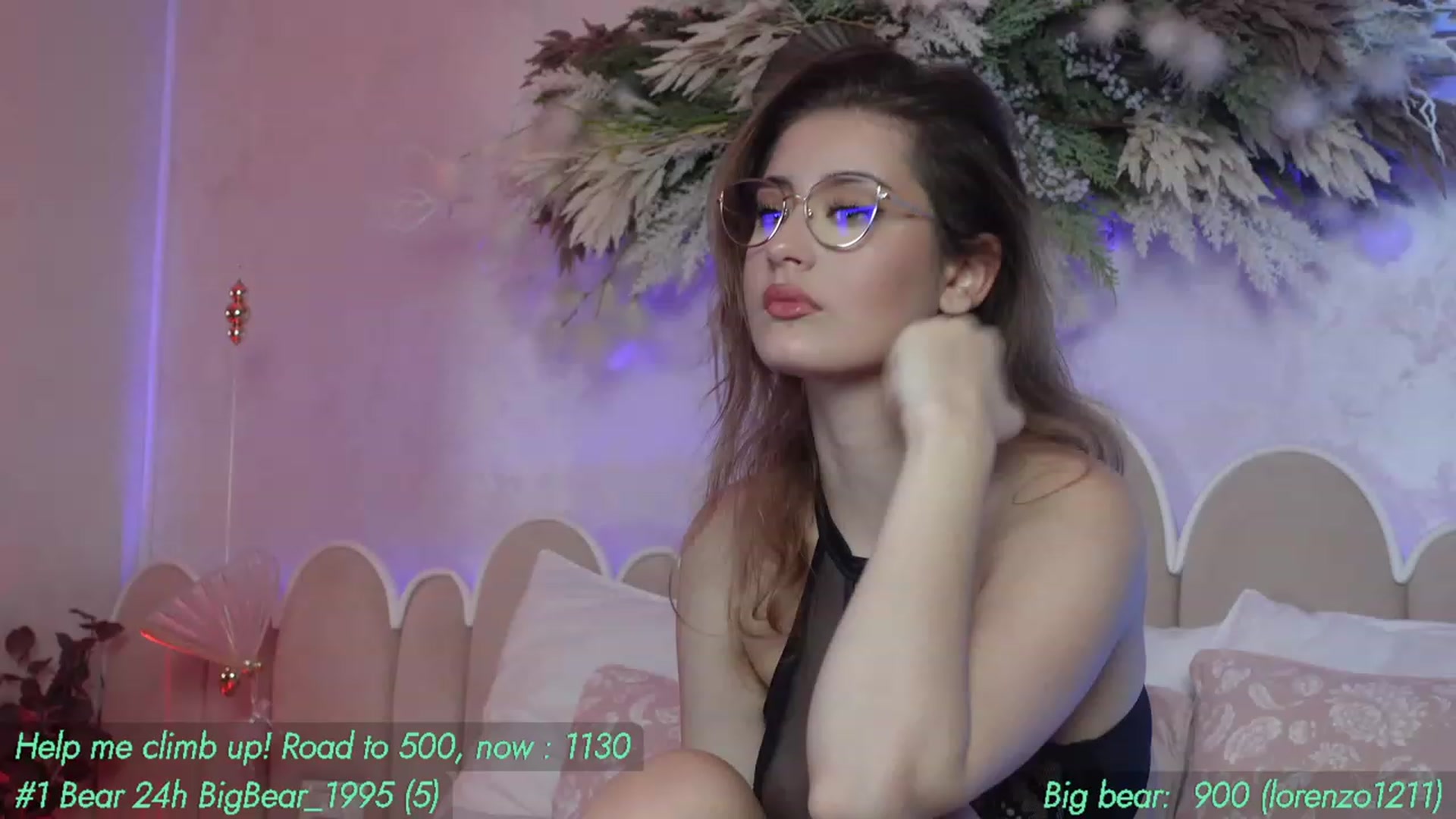 Gallery image thumbnail from AnnieKarrera1's myfreecams stream on, 11/09/2023, 06:30 image 16 of 20