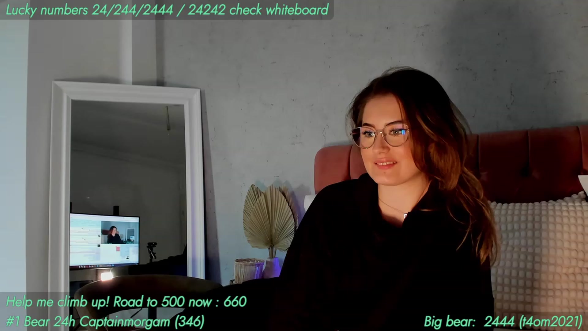 Gallery image thumbnail from AnnieKarrera1's myfreecams stream on, 01/18/2024, 10:05 image 14 of 20