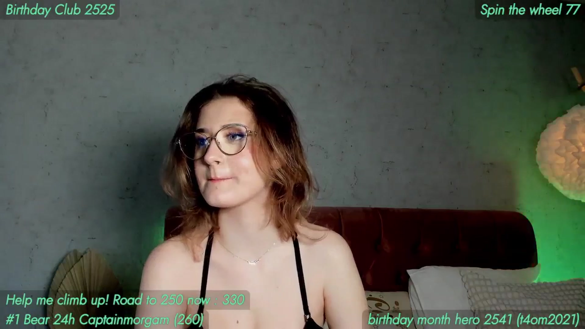Gallery image thumbnail from AnnieKarrera1's myfreecams stream on, 03/20/2024, 09:18 image 15 of 20