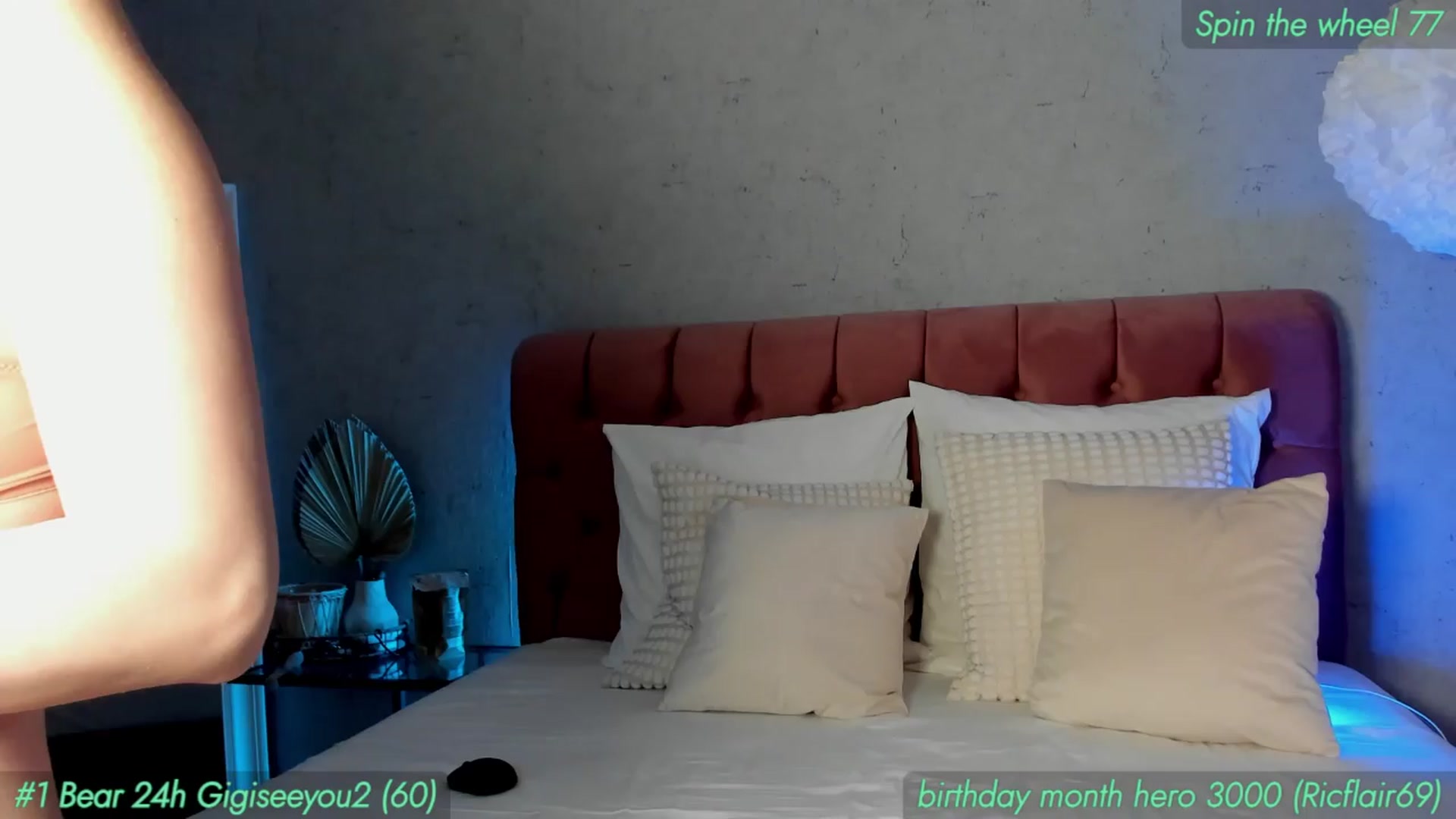 Gallery image thumbnail from AnnieKarrera1's myfreecams stream on, 04/08/2024, 08:18 image 5 of 20