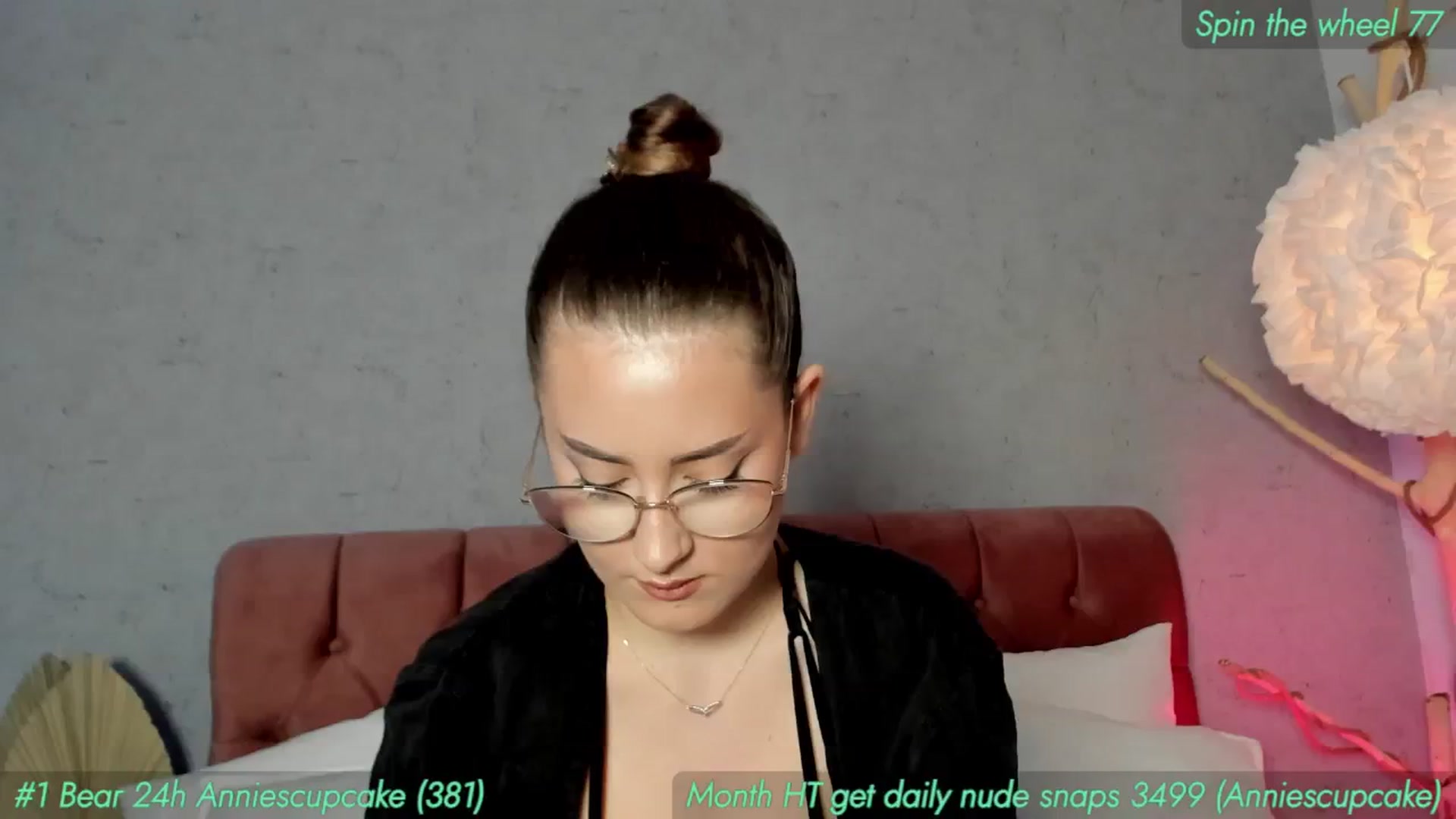 Gallery image thumbnail from AnnieKarrera1's myfreecams stream on, 05/02/2024, 09:07 image 16 of 20