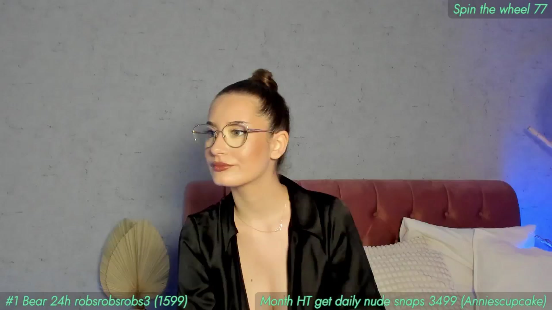 Gallery image thumbnail from AnnieKarrera1's myfreecams stream on, 05/13/2024, 06:17 image 19 of 20