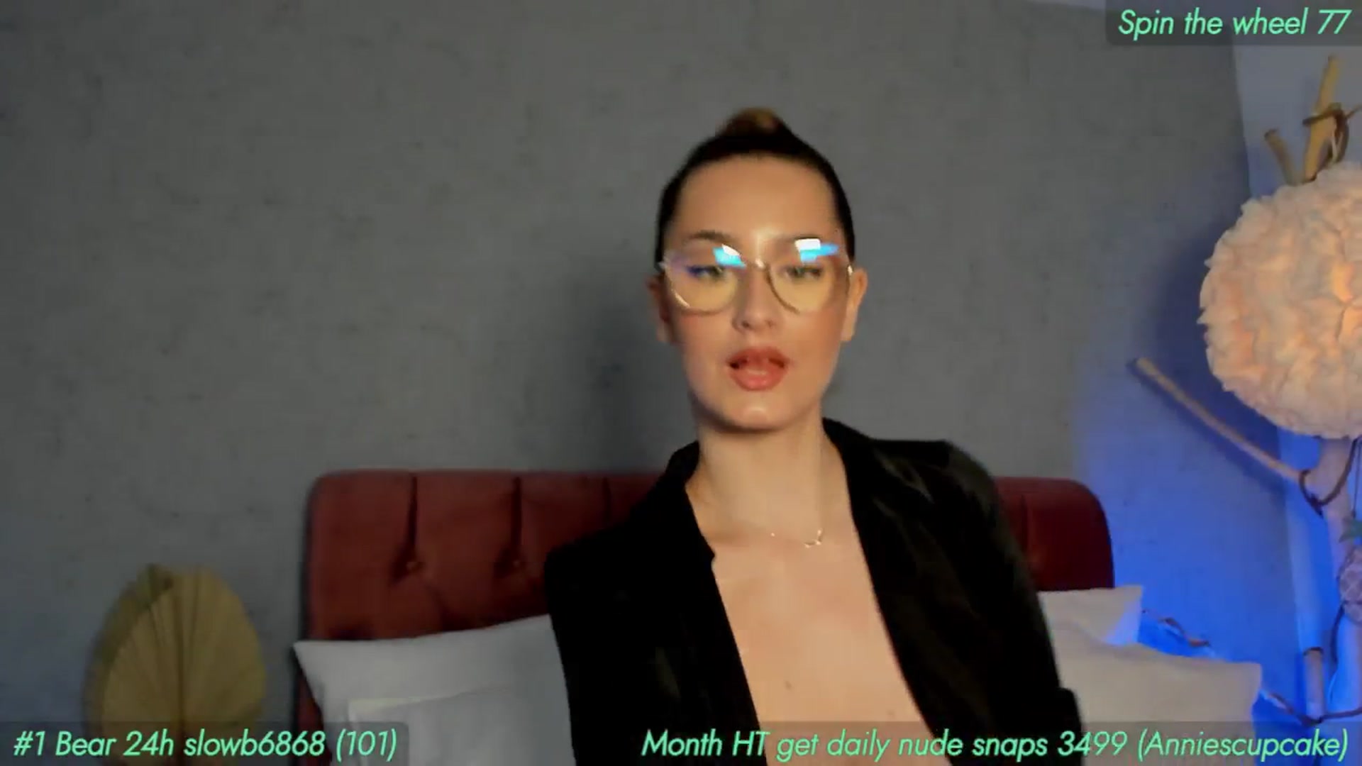Gallery image thumbnail from AnnieKarrera1's myfreecams stream on, 05/13/2024, 08:47 image 17 of 20