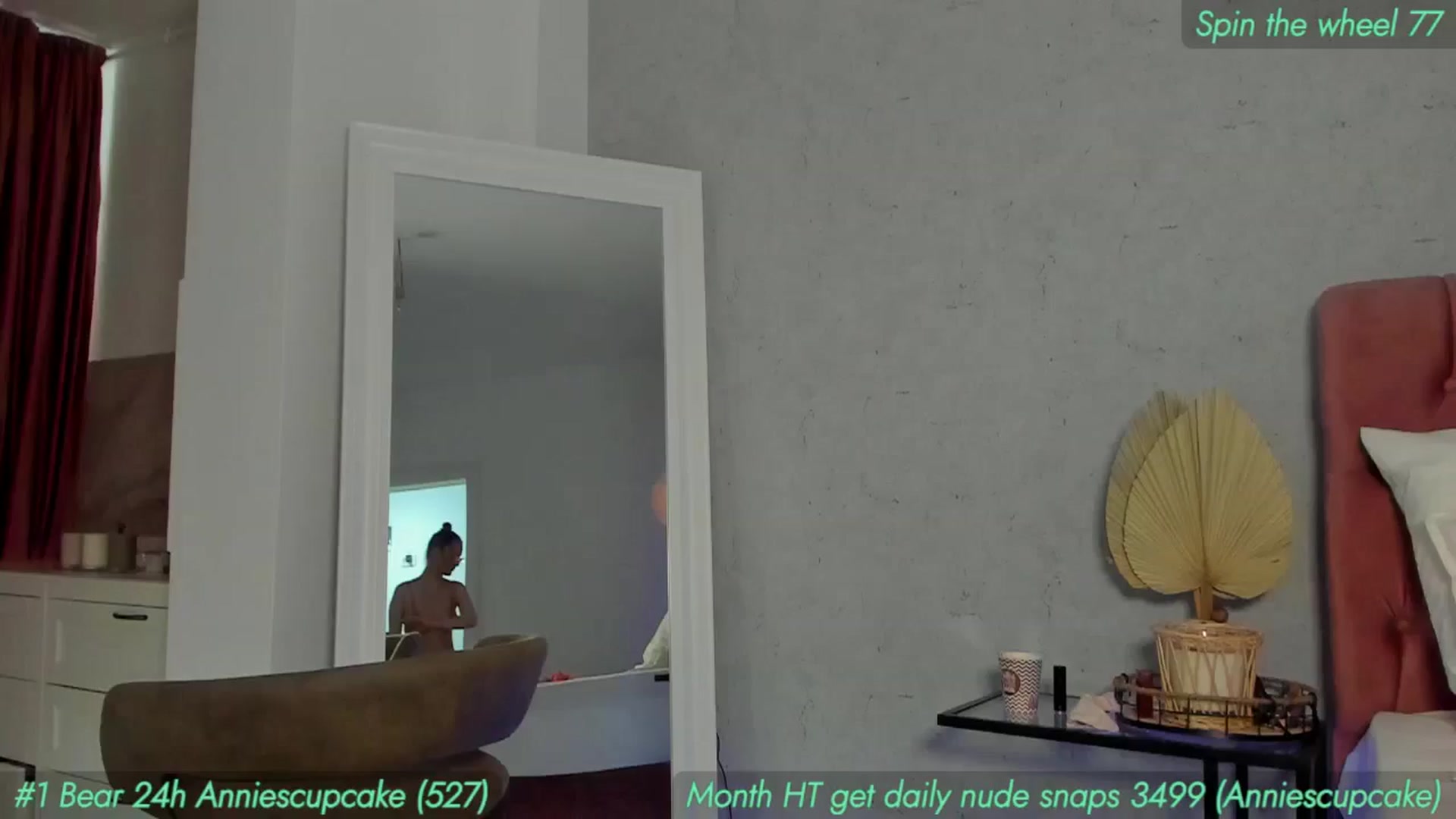 Gallery image thumbnail from AnnieKarrera1's myfreecams stream on, 05/18/2024, 10:22 image 10 of 20
