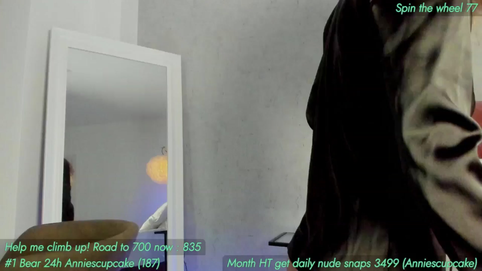 Gallery image thumbnail from AnnieKarrera1's myfreecams stream on, 05/19/2024, 11:06 image 5 of 20