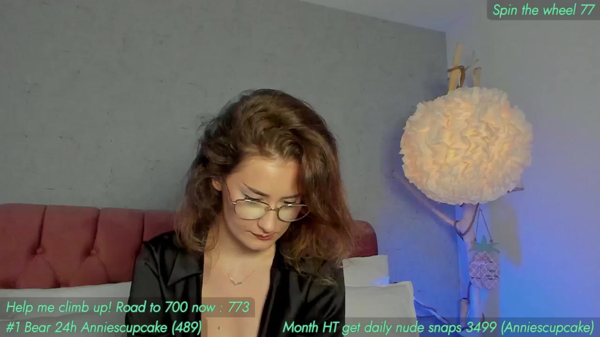 Gallery image thumbnail from AnnieKarrera1's myfreecams stream on, 05/19/2024, 13:29 image 10 of 20