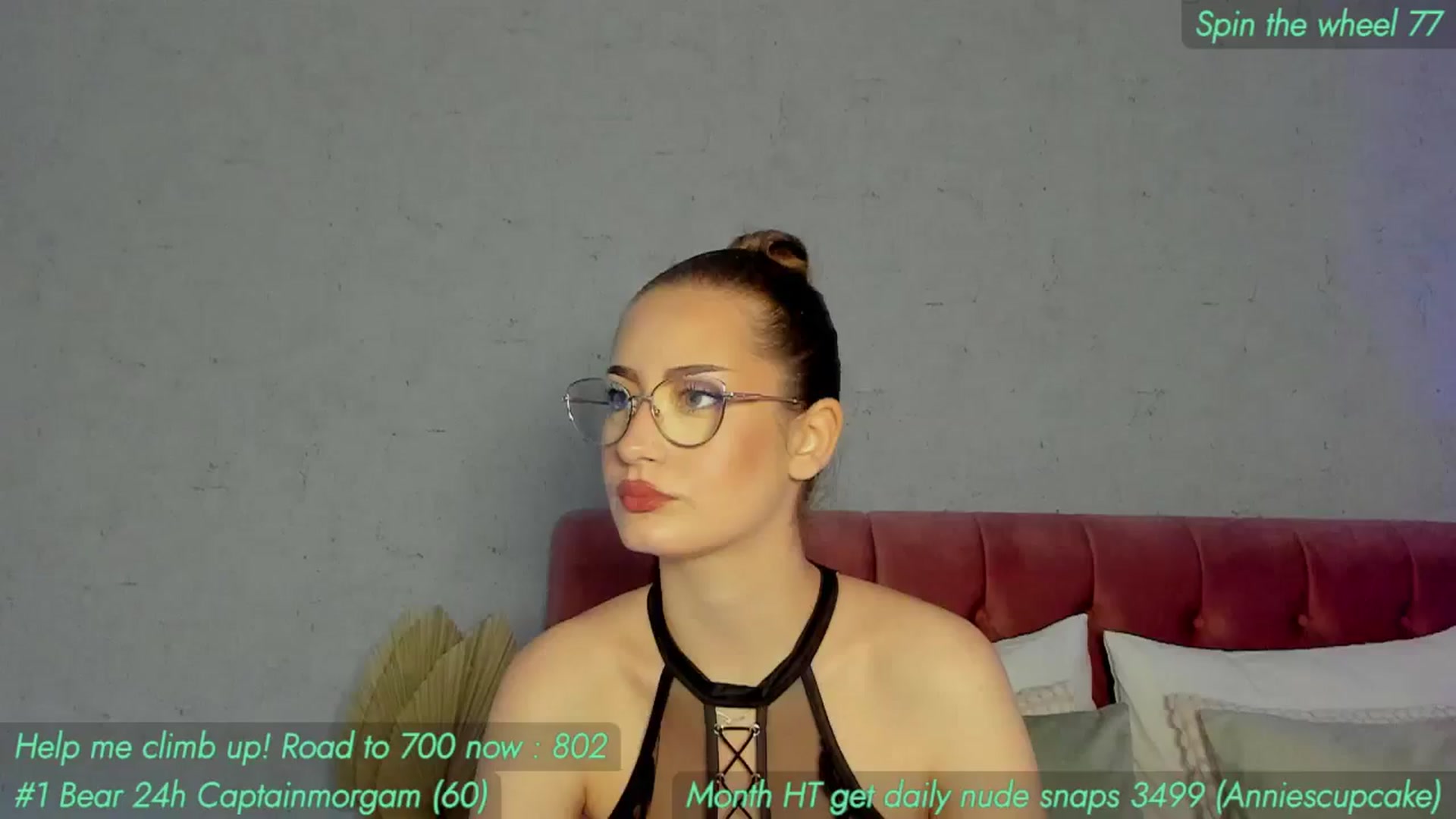Gallery image thumbnail from AnnieKarrera1's myfreecams stream on, 05/21/2024, 09:18 image 10 of 20