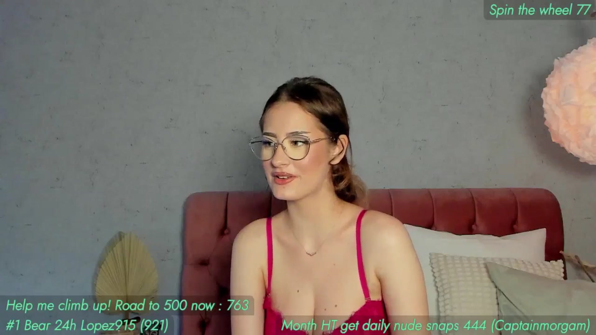 Gallery image thumbnail from AnnieKarrera1's myfreecams stream on, 06/12/2024, 08:21 image 10 of 20