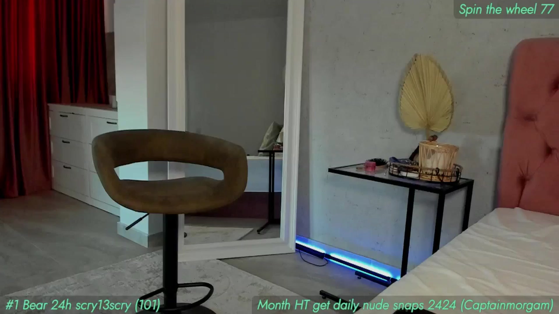 Gallery image thumbnail from AnnieKarrera1's myfreecams stream on, 08/25/2024, 07:08 image 2 of 20