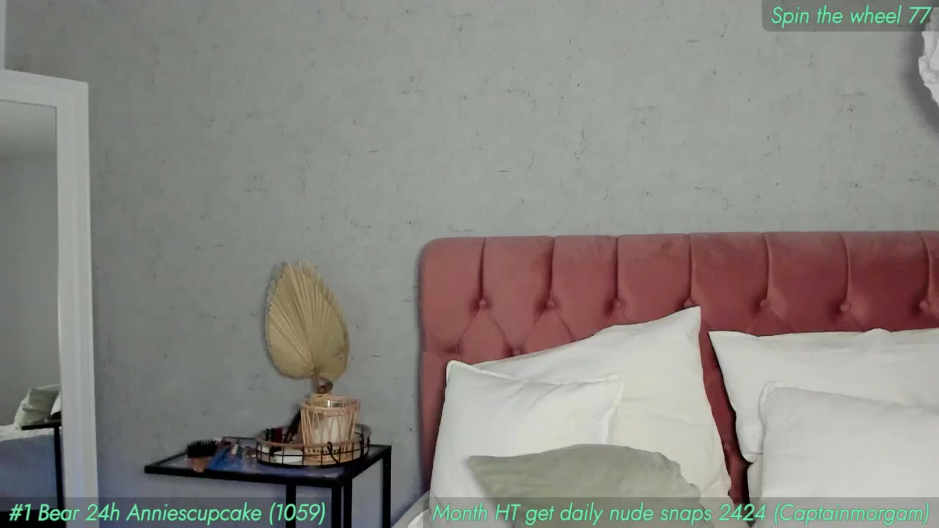 Gallery image thumbnail from AnnieKarrera1's myfreecams stream on, 08/26/2024, 16:46 image 8 of 20