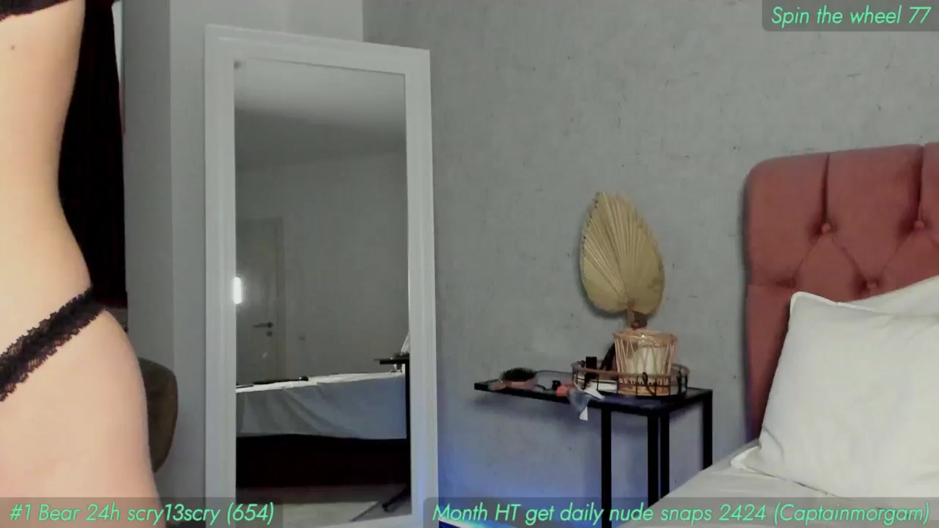 Gallery image thumbnail from AnnieKarrera1's myfreecams stream on, 08/27/2024, 16:04 image 17 of 20