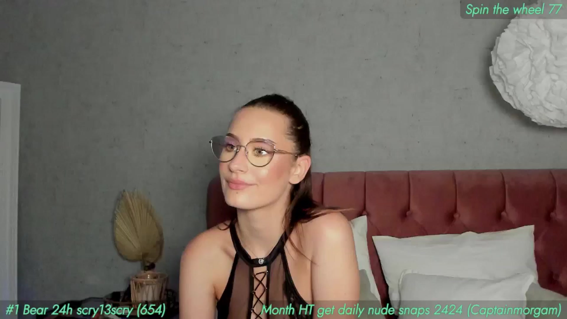 Gallery image thumbnail from AnnieKarrera1's myfreecams stream on, 08/27/2024, 16:04 image 15 of 20