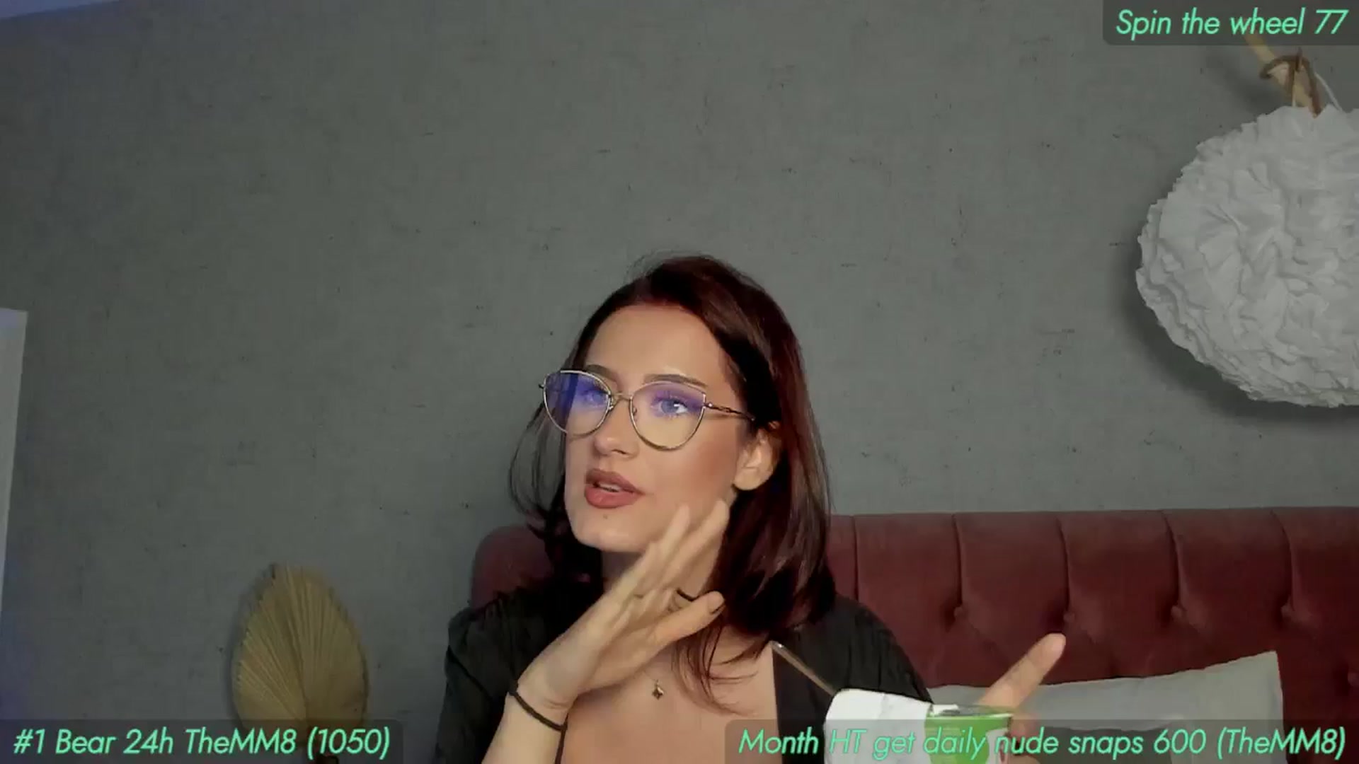 Gallery image thumbnail from AnnieKarrera1's myfreecams stream on, 10/19/2024, 10:03 image 18 of 20