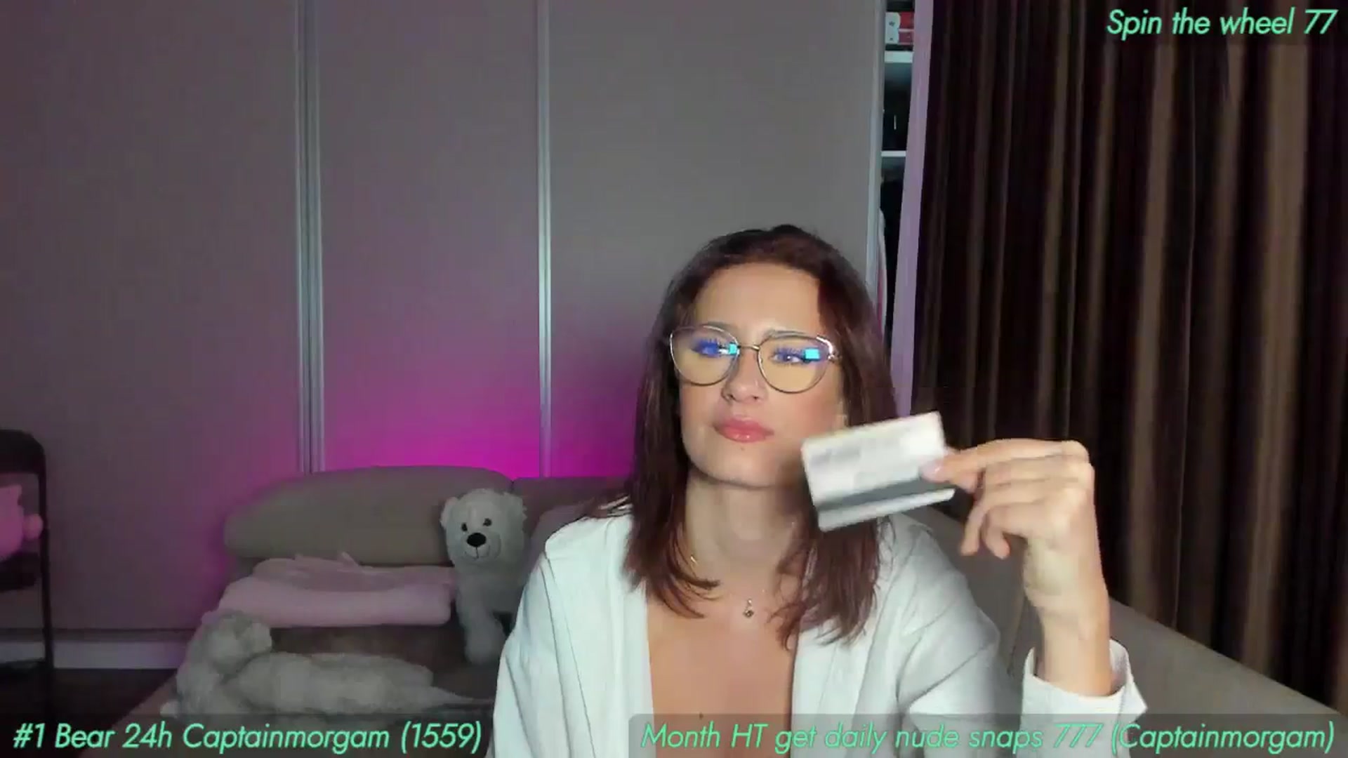 Gallery image thumbnail from AnnieKarrera1's myfreecams stream on, 10/26/2024, 11:34 image 17 of 20