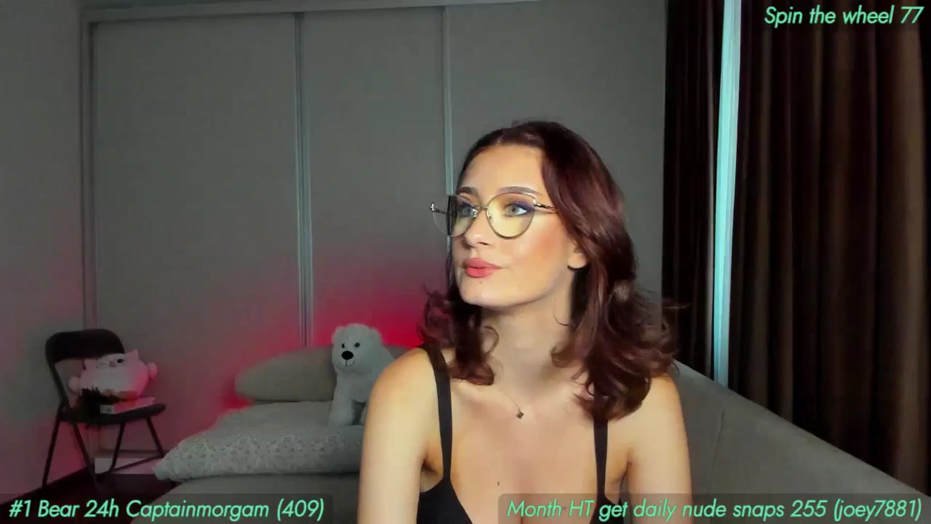 Gallery image thumbnail from AnnieKarrera1's myfreecams stream on, 11/03/2024, 16:07 image 1 of 20