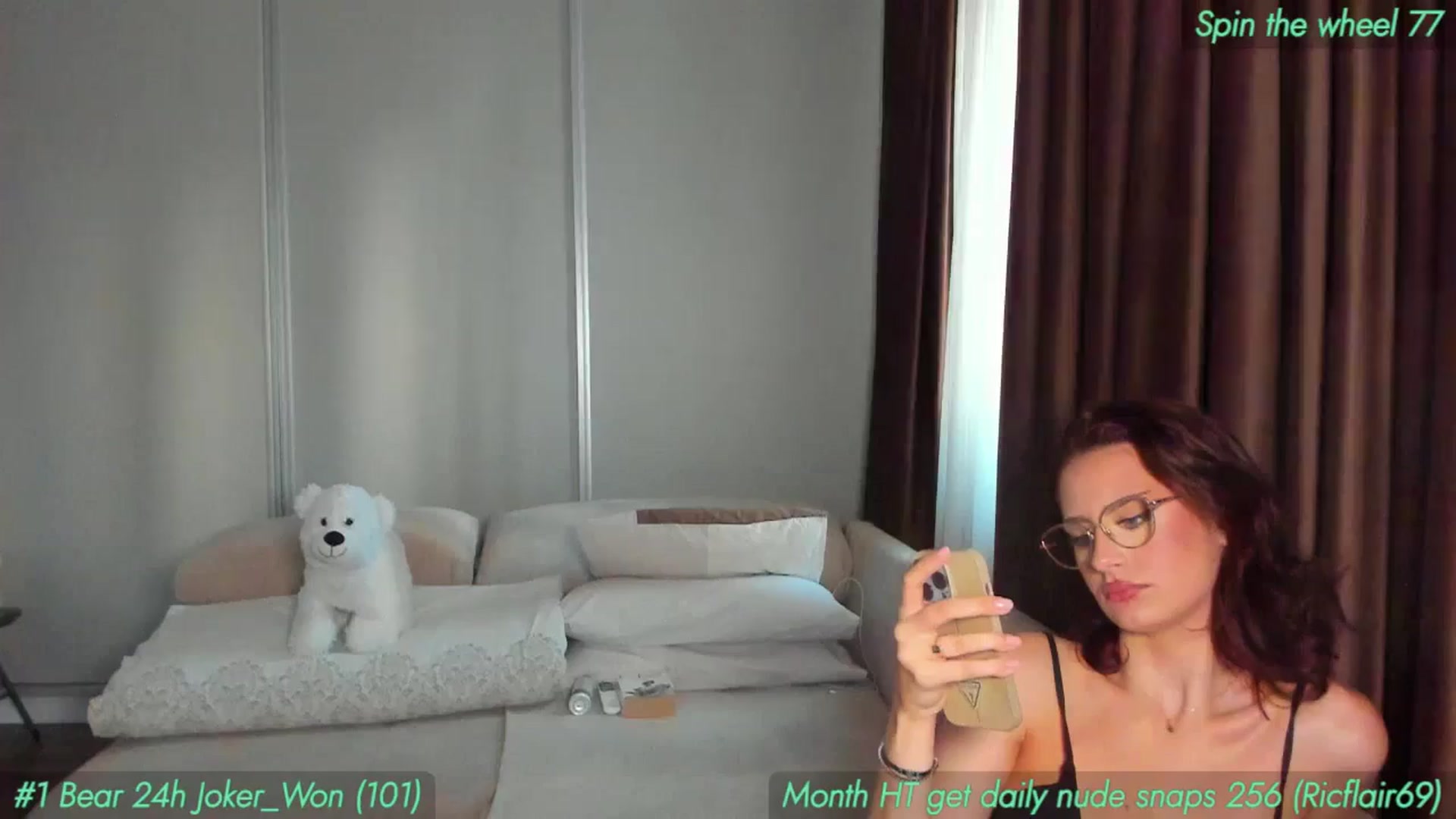 Gallery image thumbnail from AnnieKarrera1's myfreecams stream on, 11/04/2024, 14:28 image 15 of 20
