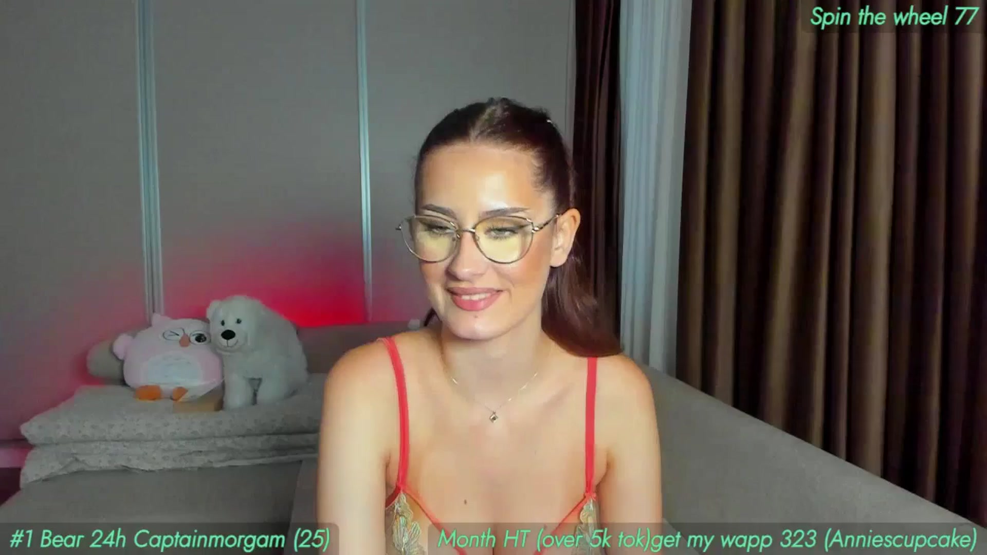 Gallery image thumbnail from AnnieKarrera1's myfreecams stream on, 11/07/2024, 16:10 image 5 of 20