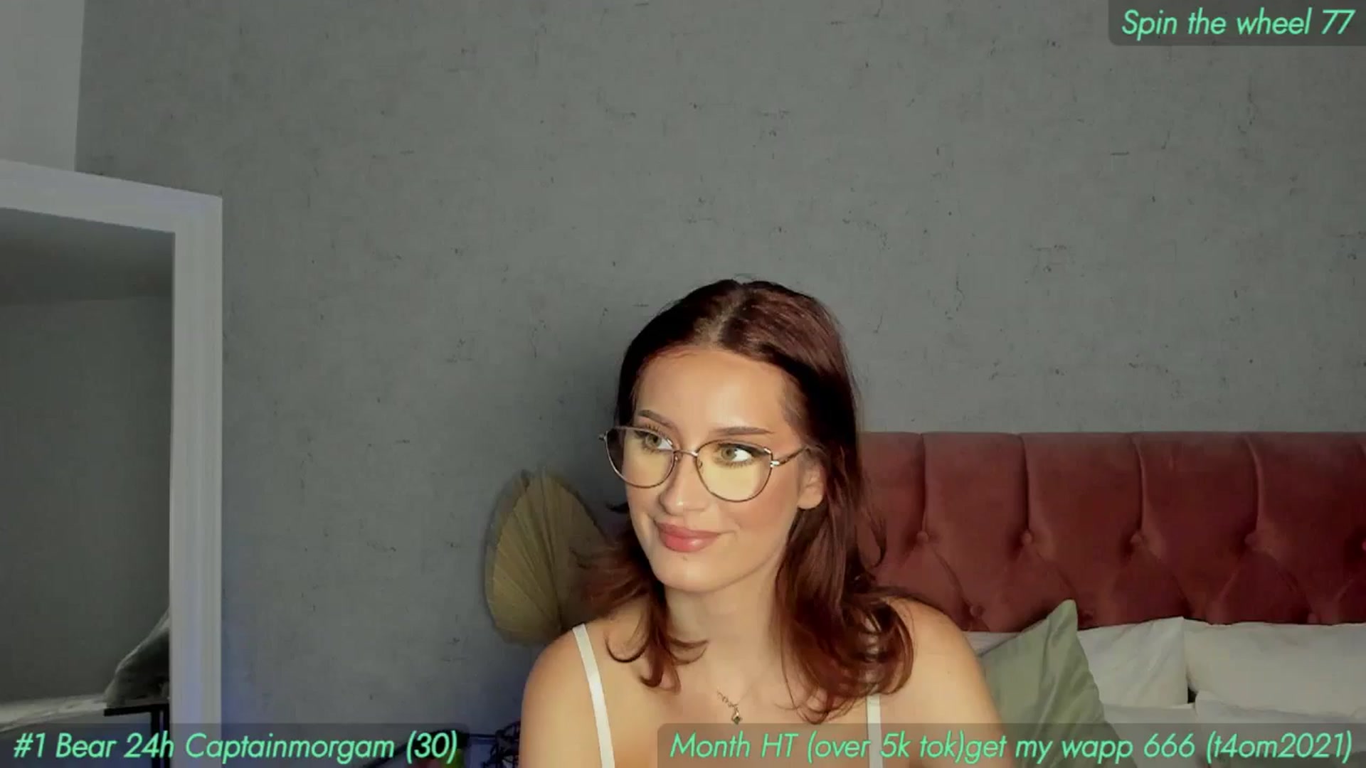 Gallery image thumbnail from AnnieKarrera1's myfreecams stream on, 11/13/2024, 12:20 image 8 of 20