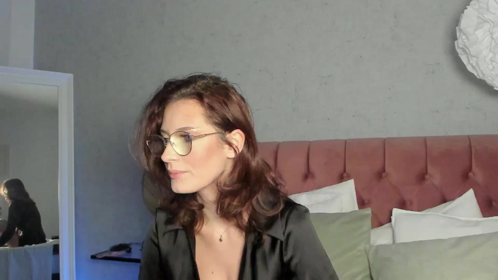 Gallery image thumbnail from AnnieKarrera1's myfreecams stream on, 11/30/2024, 17:22 image 14 of 20