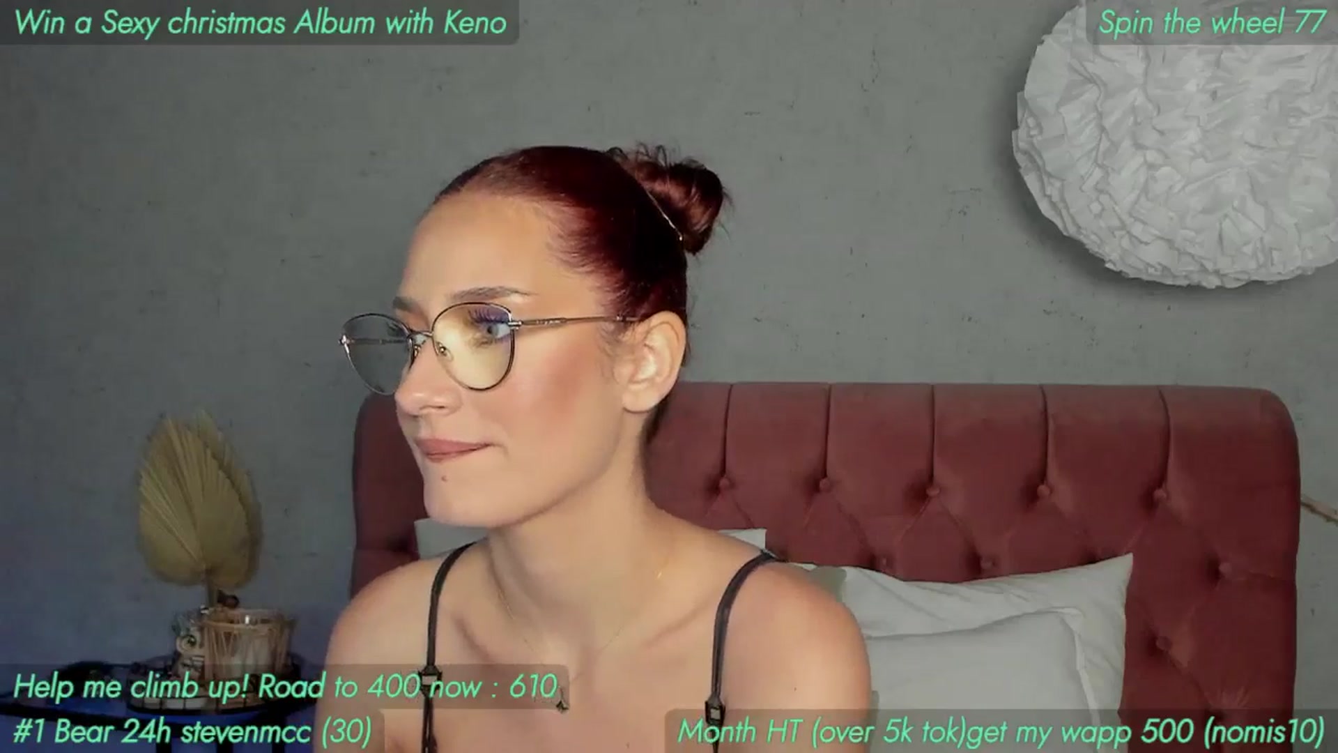 Gallery image thumbnail from AnnieKarrera1's myfreecams stream on, 12/16/2024, 15:36 image 4 of 20