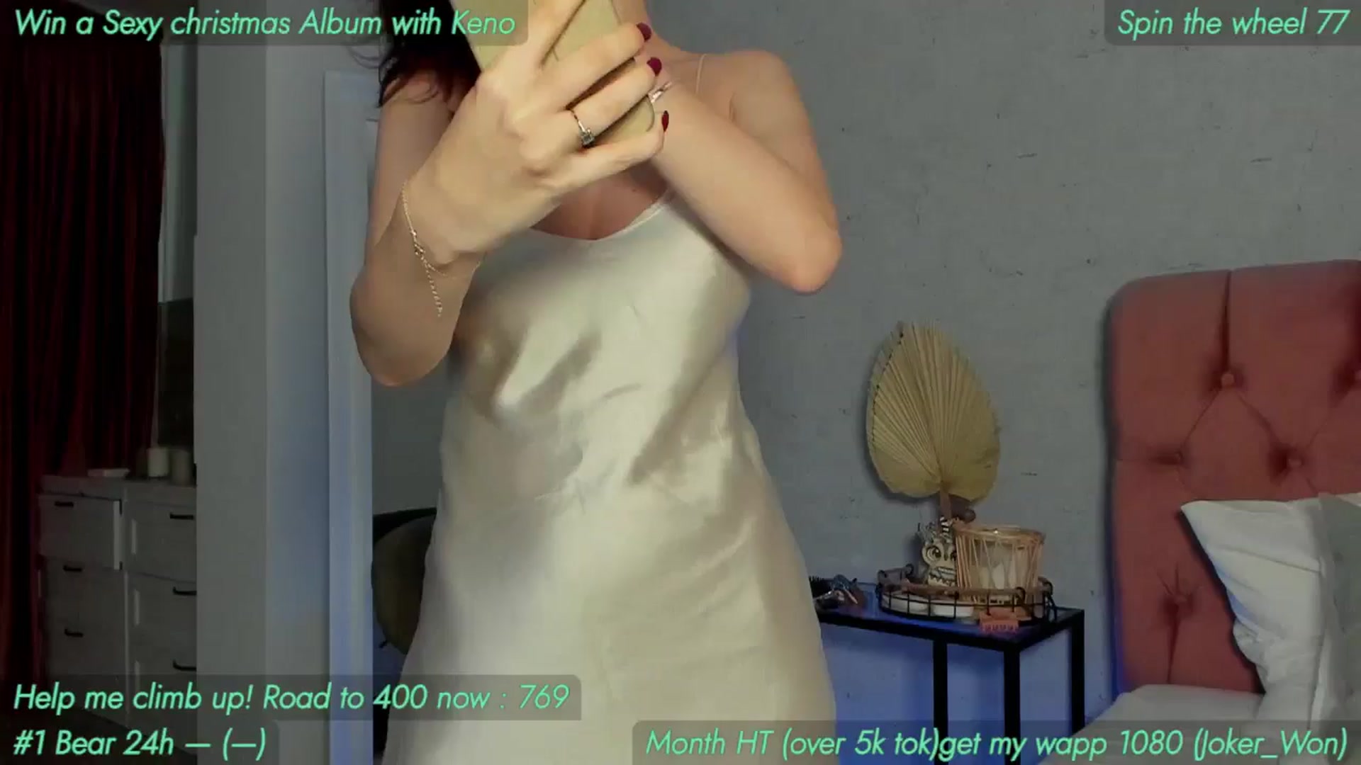 Gallery image thumbnail from AnnieKarrera1's myfreecams stream on, 12/21/2024, 14:30 image 2 of 20