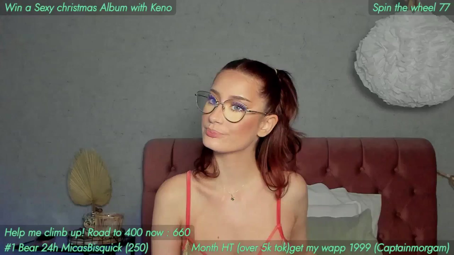 Gallery image thumbnail from AnnieKarrera1's myfreecams stream on, 12/22/2024, 15:03 image 14 of 20