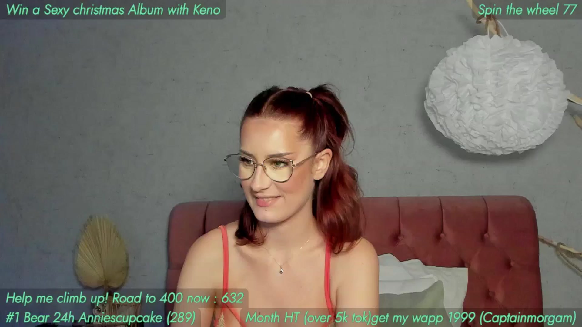 Gallery image thumbnail from AnnieKarrera1's myfreecams stream on, 12/22/2024, 17:21 image 14 of 20