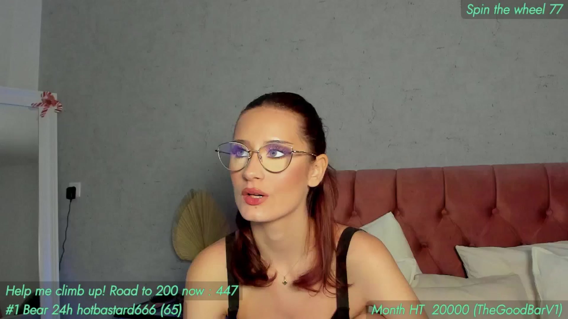 Gallery image thumbnail from AnnieKarrera1's myfreecams stream on, 01/19/2025, 16:29 image 12 of 20