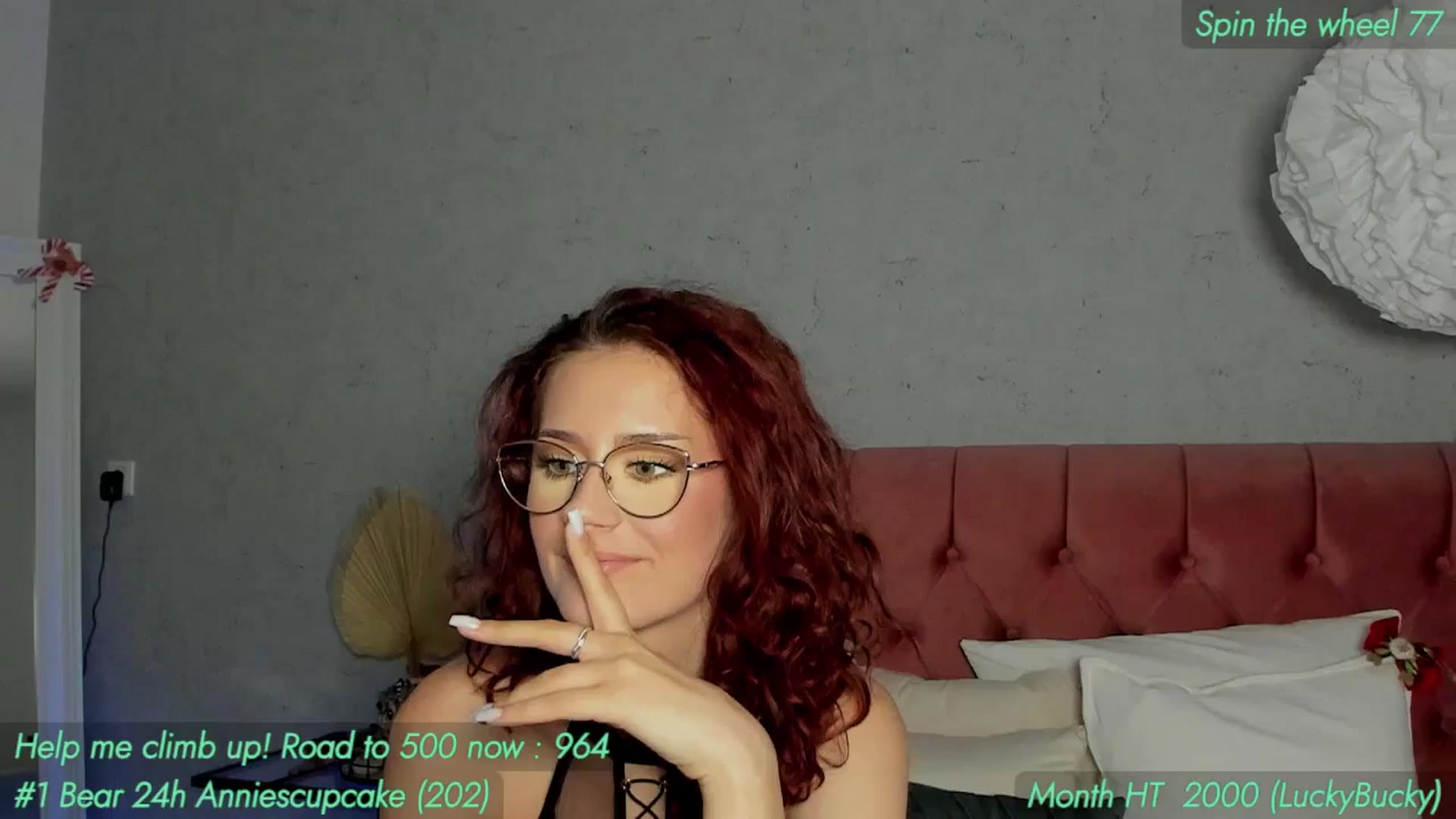 Gallery image thumbnail from AnnieKarrera1's myfreecams stream on, 02/18/2025, 19:04 image 1 of 20