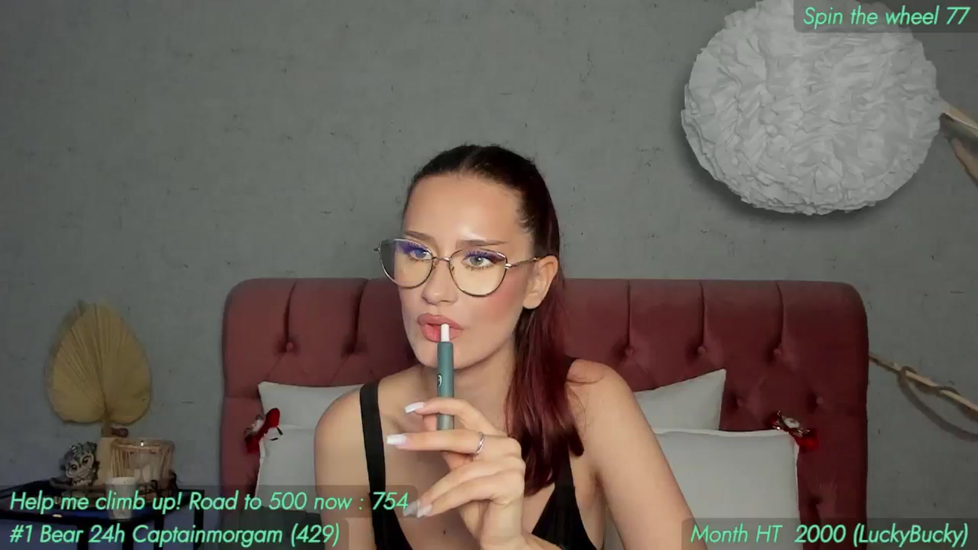 Gallery image thumbnail from AnnieKarrera1's myfreecams stream on, 02/24/2025, 15:18 image 9 of 20
