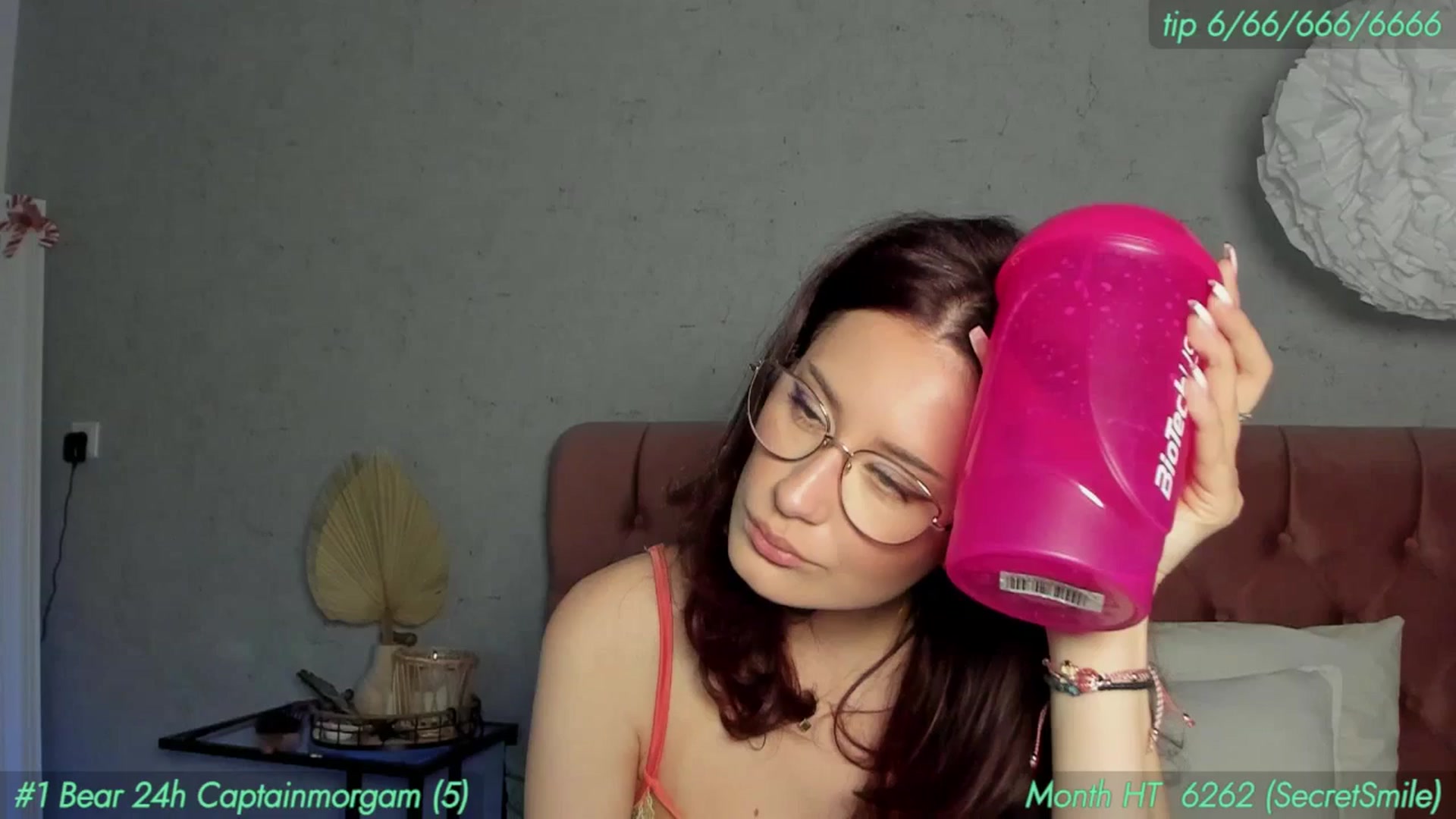 Gallery image thumbnail from AnnieKarrera1's myfreecams stream on, 03/29/2025, 15:28 image 1 of 20