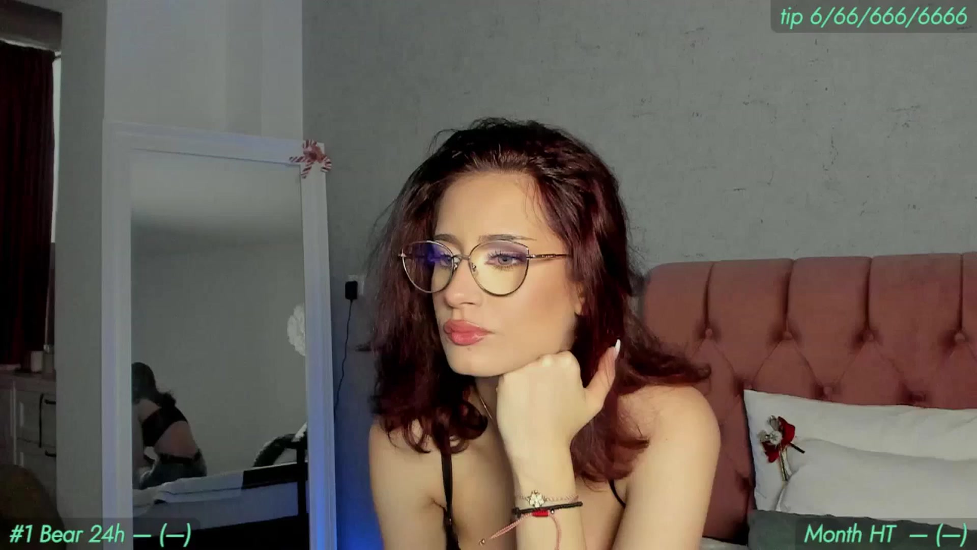 Gallery image thumbnail from AnnieKarrera1's myfreecams stream on, 04/03/2025, 11:29 image 3 of 20