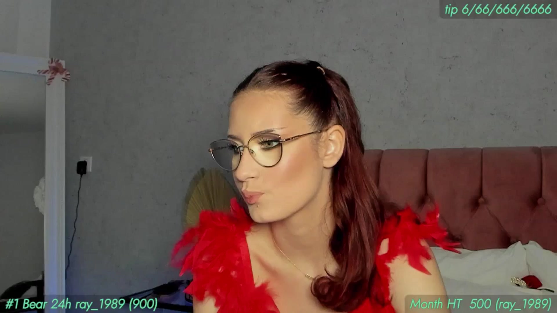 Gallery image thumbnail from AnnieKarrera1's myfreecams stream on, 04/16/2025, 13:18 image 16 of 20