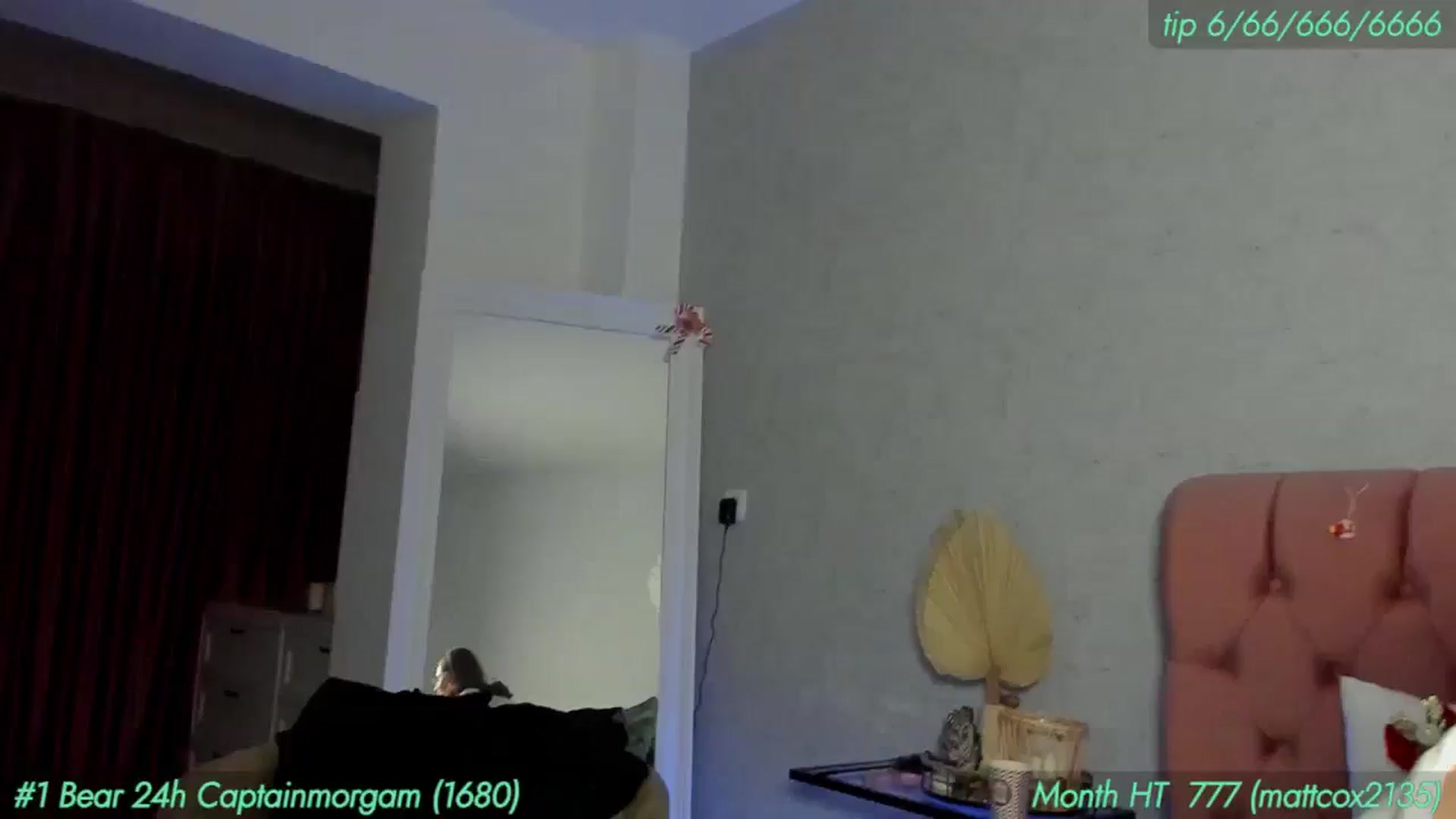 Gallery image thumbnail from AnnieKarrera1's myfreecams stream on, 04/18/2025, 20:47 image 18 of 20