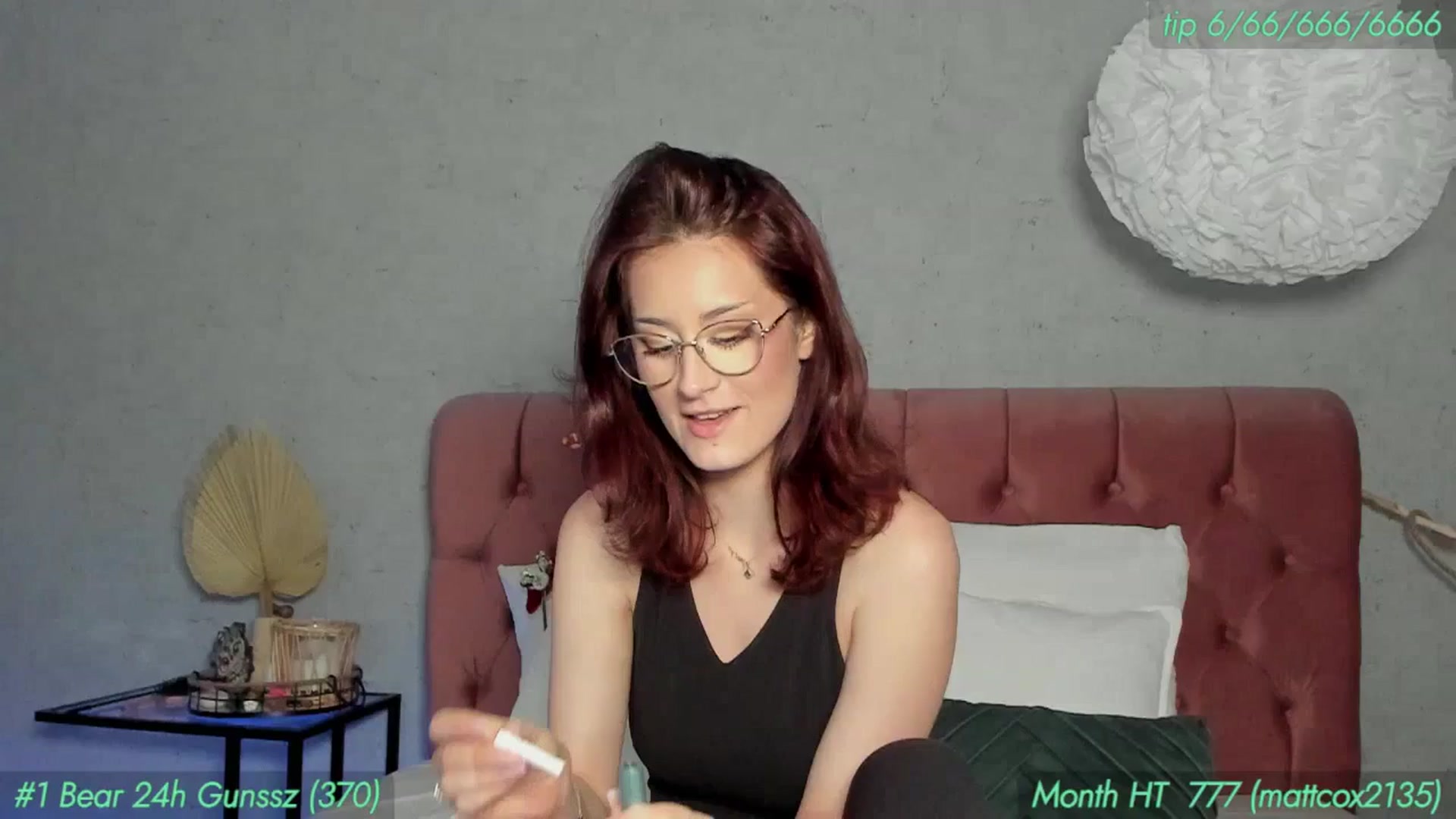 Gallery image thumbnail from AnnieKarrera1's myfreecams stream on, 04/25/2025, 17:06 image 11 of 20