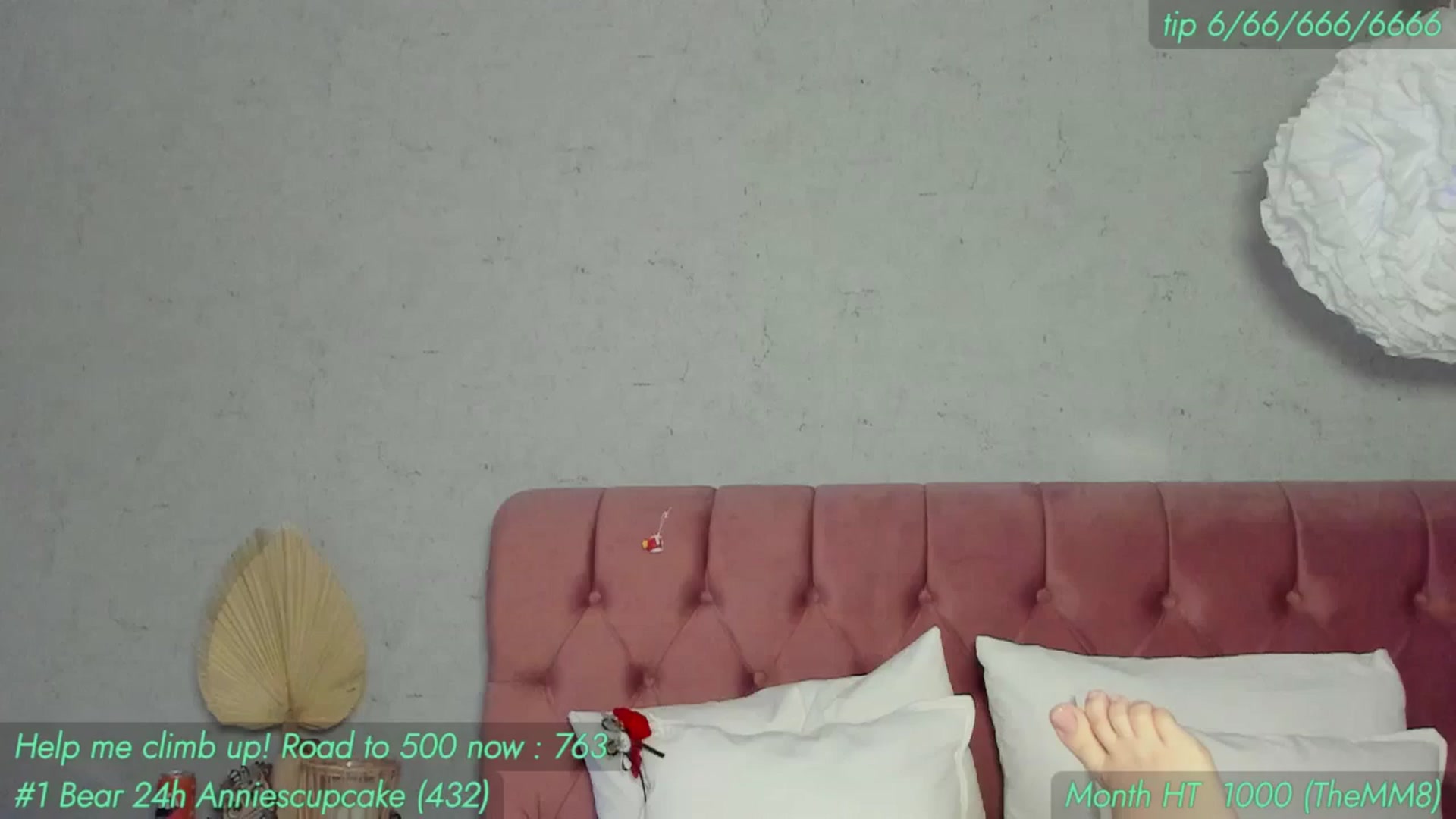 Gallery image thumbnail from AnnieKarrera1's myfreecams stream on, 05/03/2025, 16:45 image 19 of 20