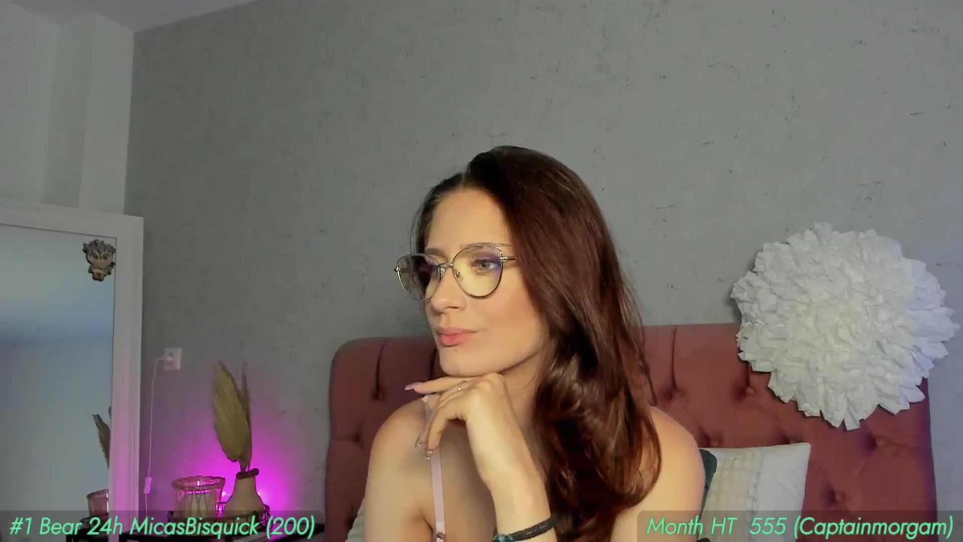 Gallery image thumbnail from AnnieKarrera1's myfreecams stream on, 08/03/2025, 17:50 image 3 of 20