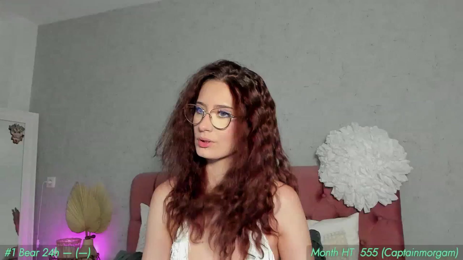 Gallery image thumbnail from AnnieKarrera1's myfreecams stream on, 08/16/2025, 14:31 image 1 of 20