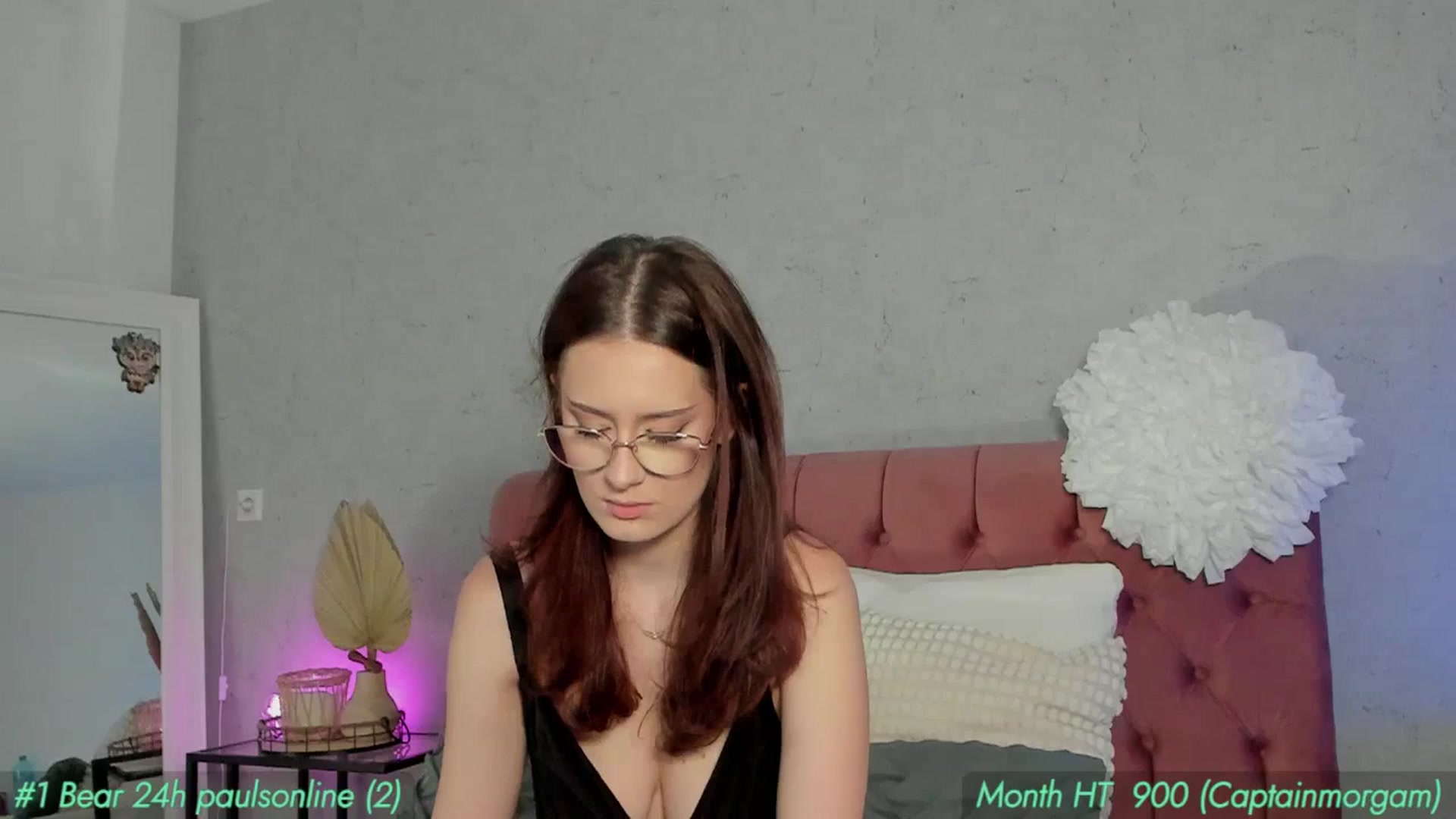 Gallery image thumbnail from AnnieKarrera1's myfreecams stream on, 08/27/2025, 15:21 image 13 of 20