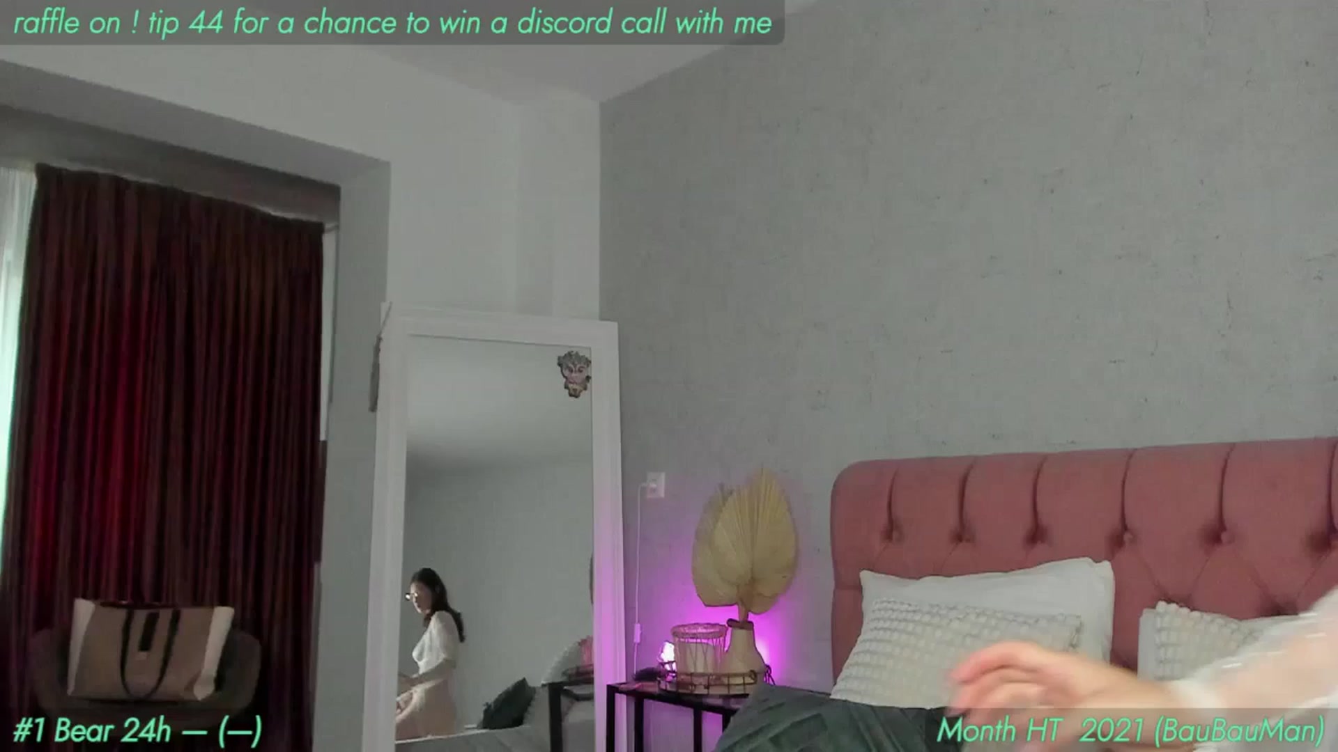 Gallery image thumbnail from AnnieKarrera1's myfreecams stream on, 10/13/2025, 14:01 image 15 of 20