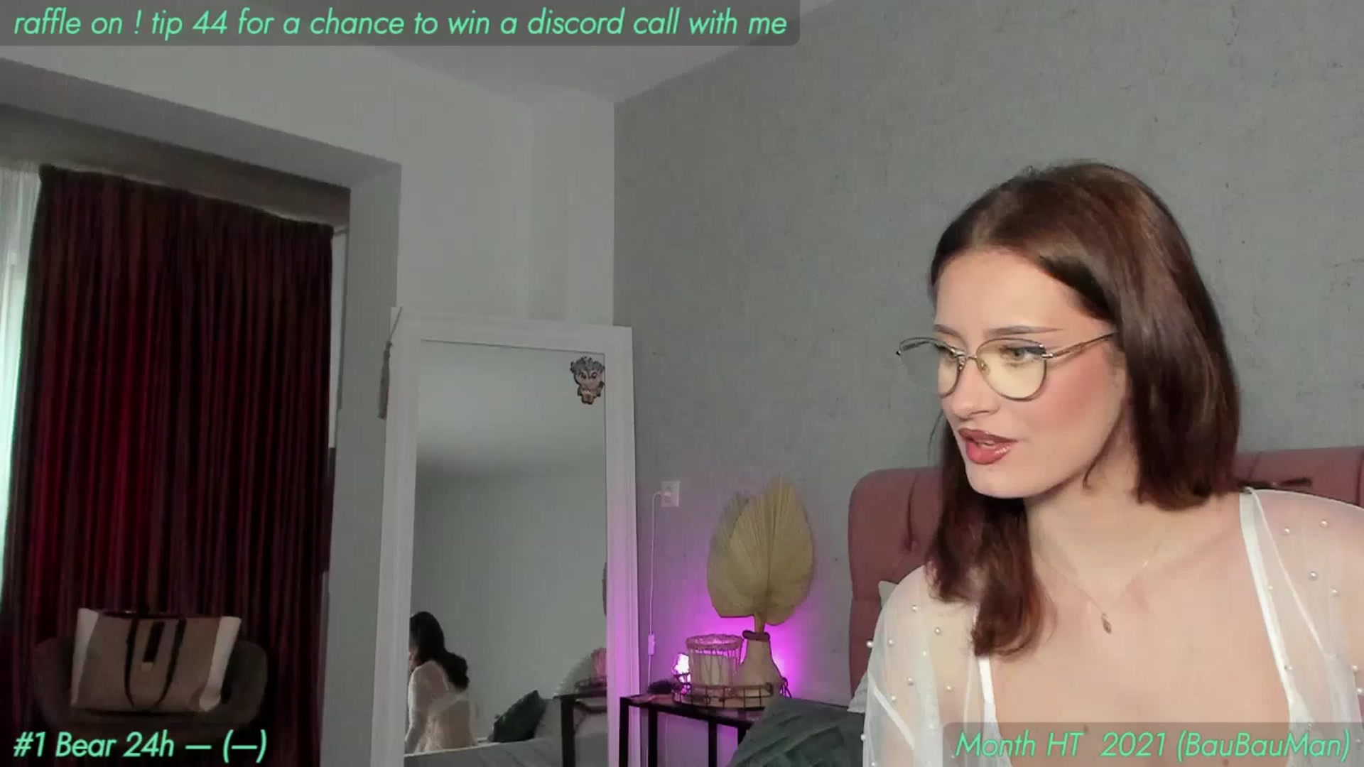 Gallery image thumbnail from AnnieKarrera1's myfreecams stream on, 10/13/2025, 14:01 image 16 of 20